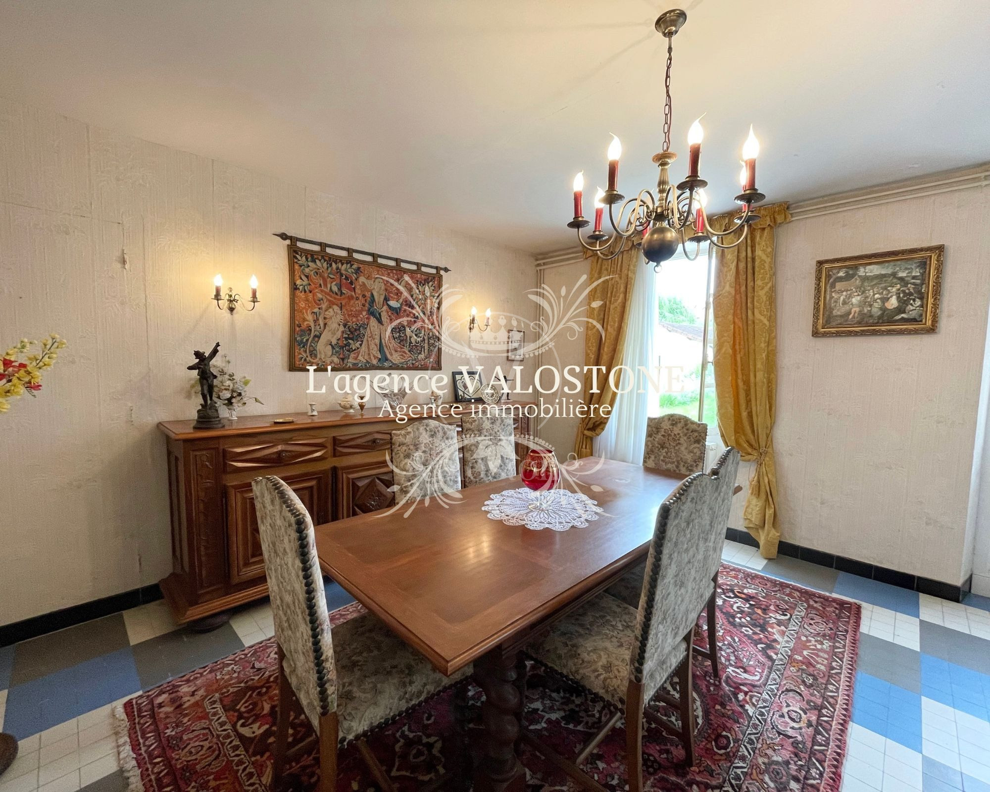 Agence immobilière de Valostone International