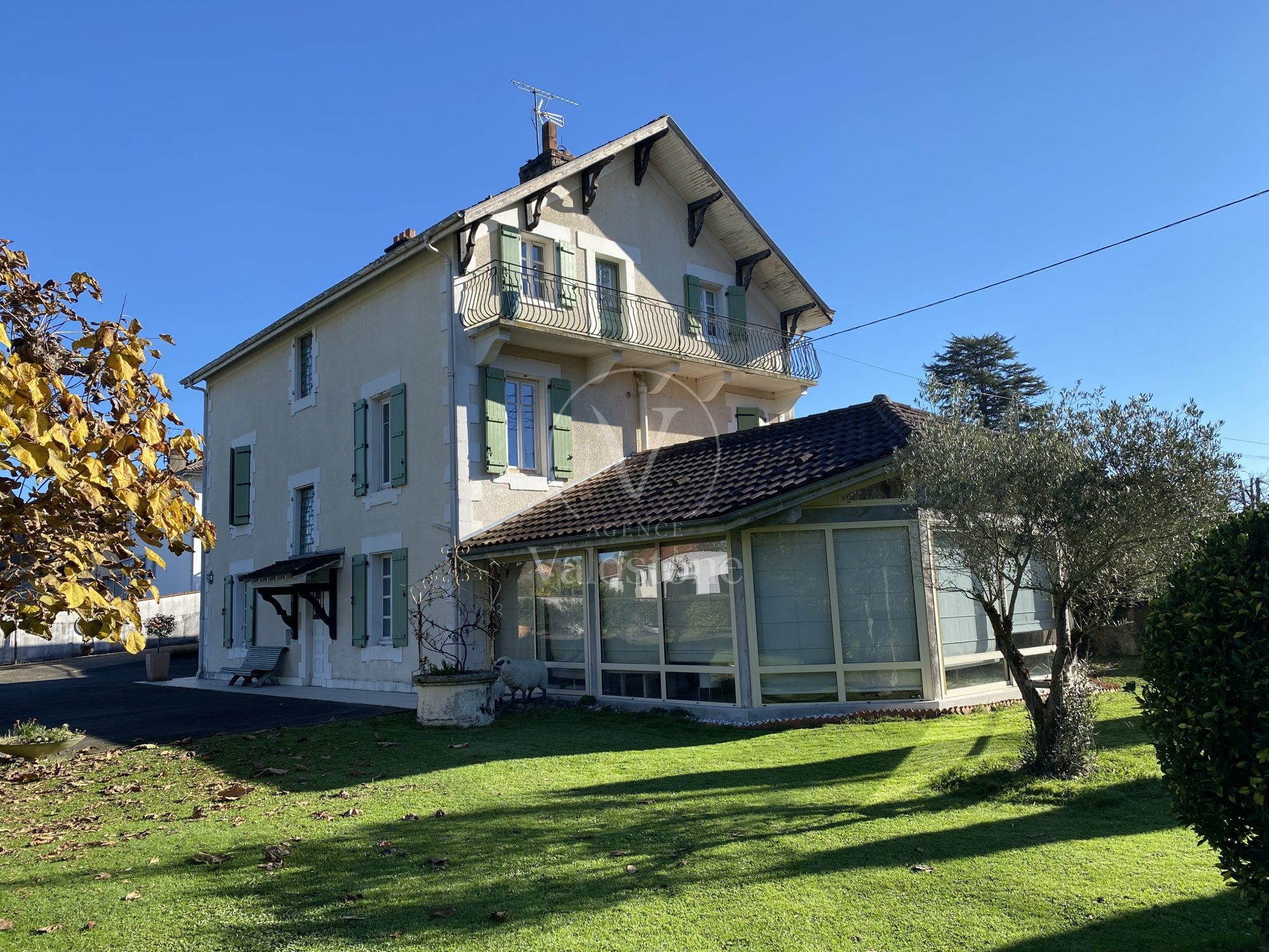 Agence immobilière de Valostone International