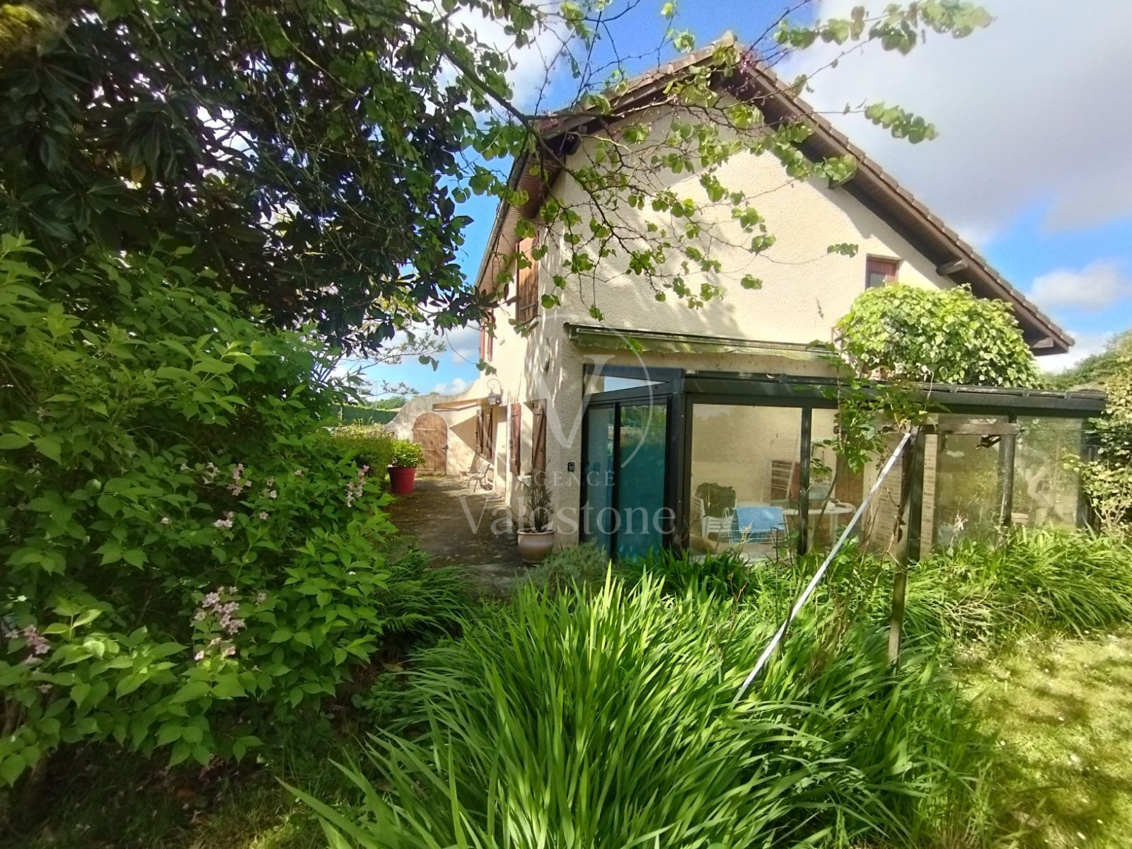 Agence immobilière de Valostone International