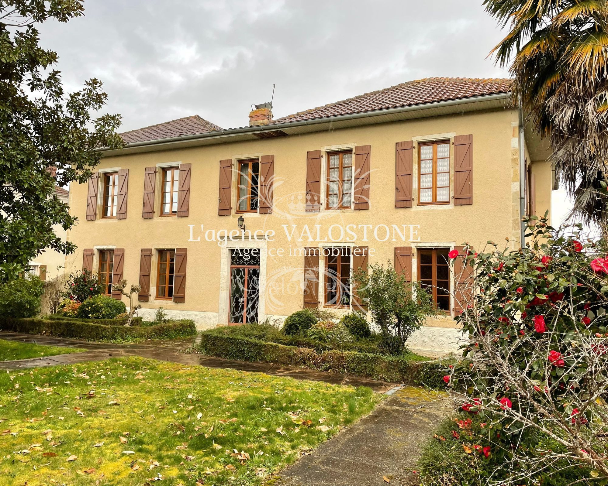 Agence immobilière de Valostone International