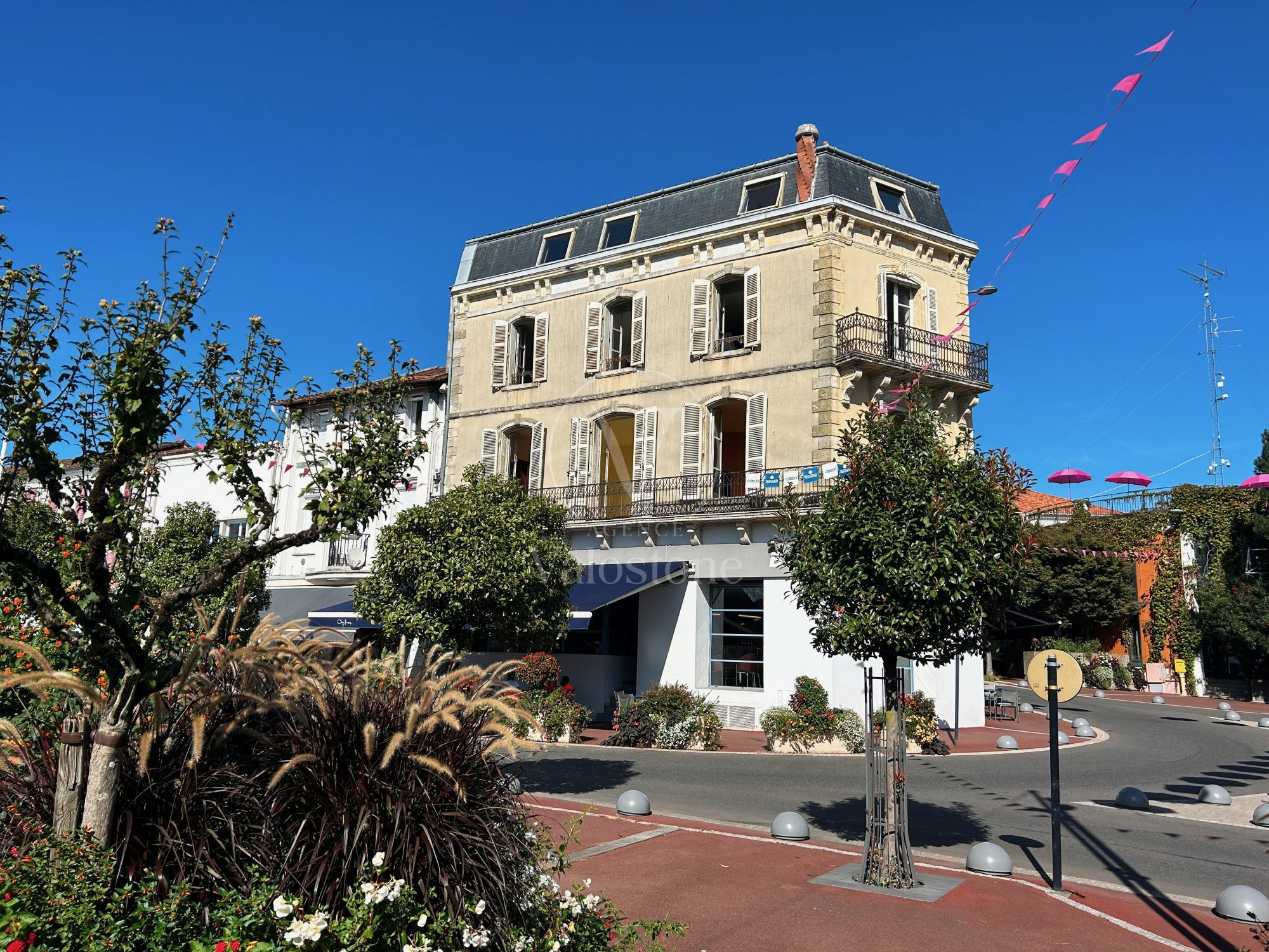 Agence immobilière de Valostone International