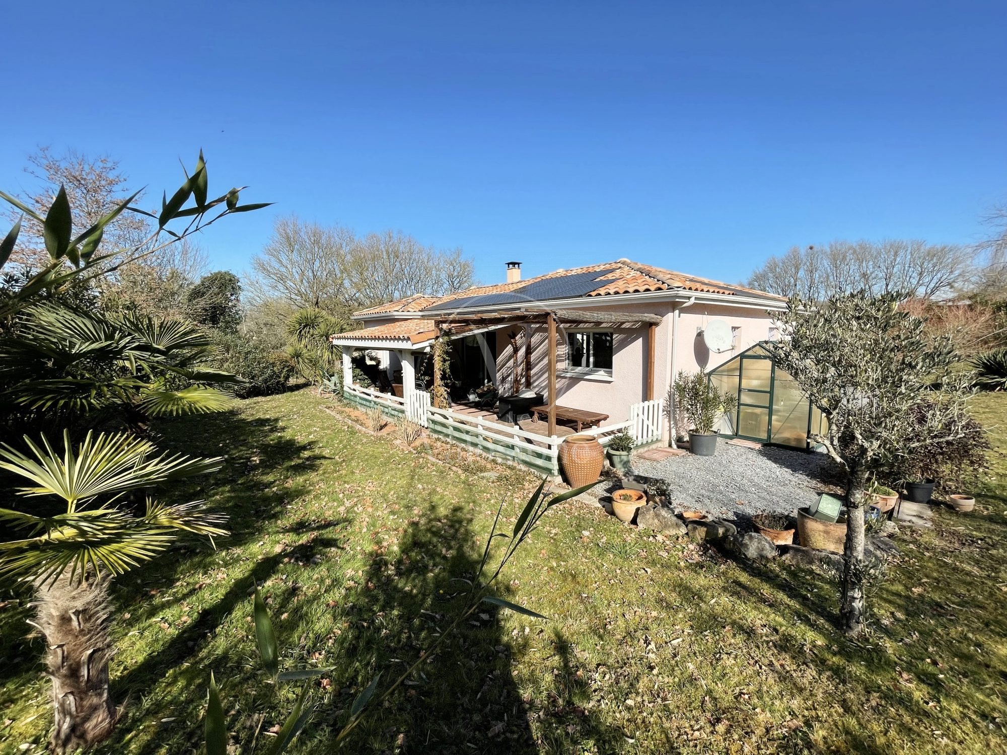 Agence immobilière de Valostone International