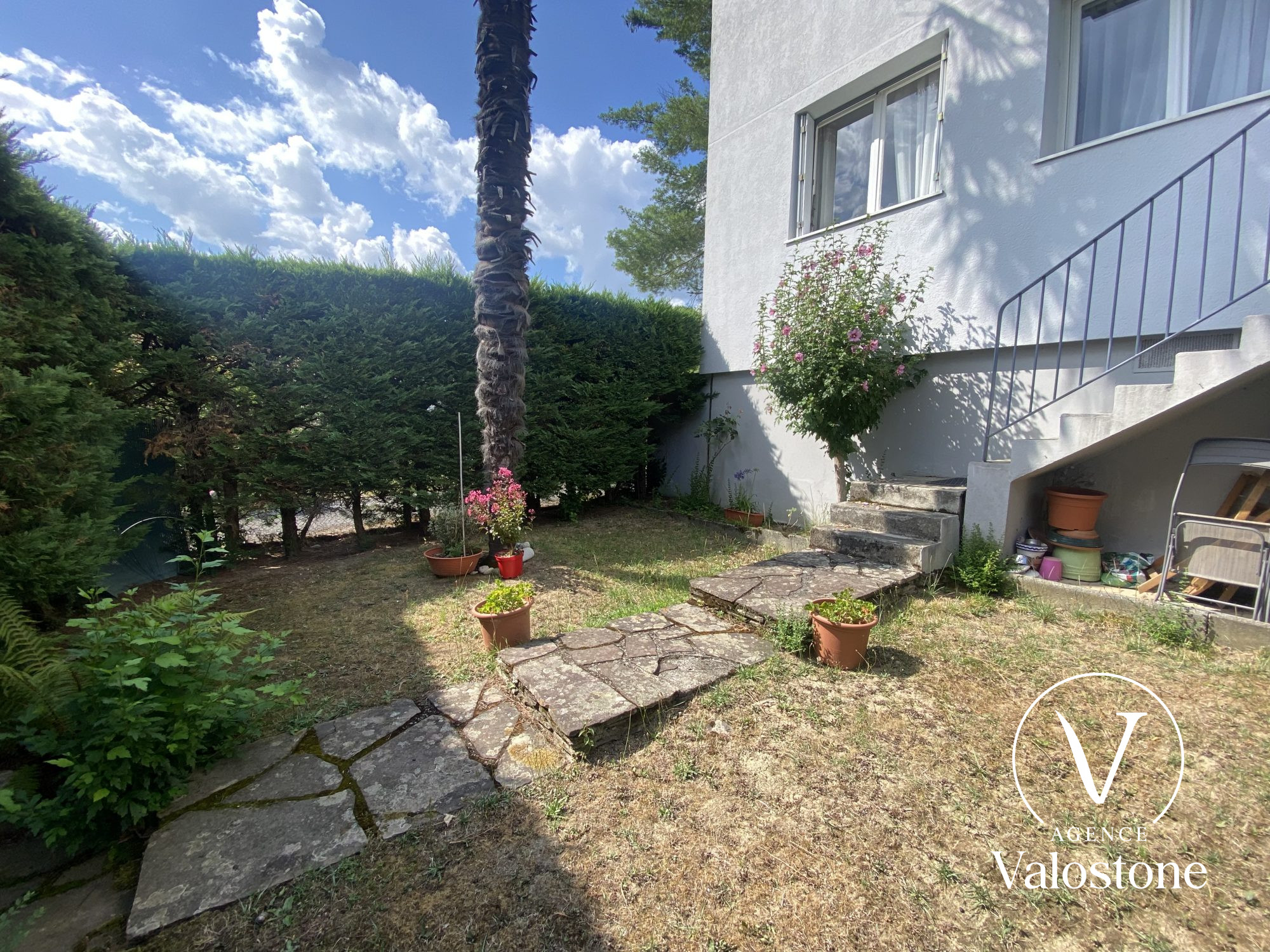 Agence immobilière de Valostone International