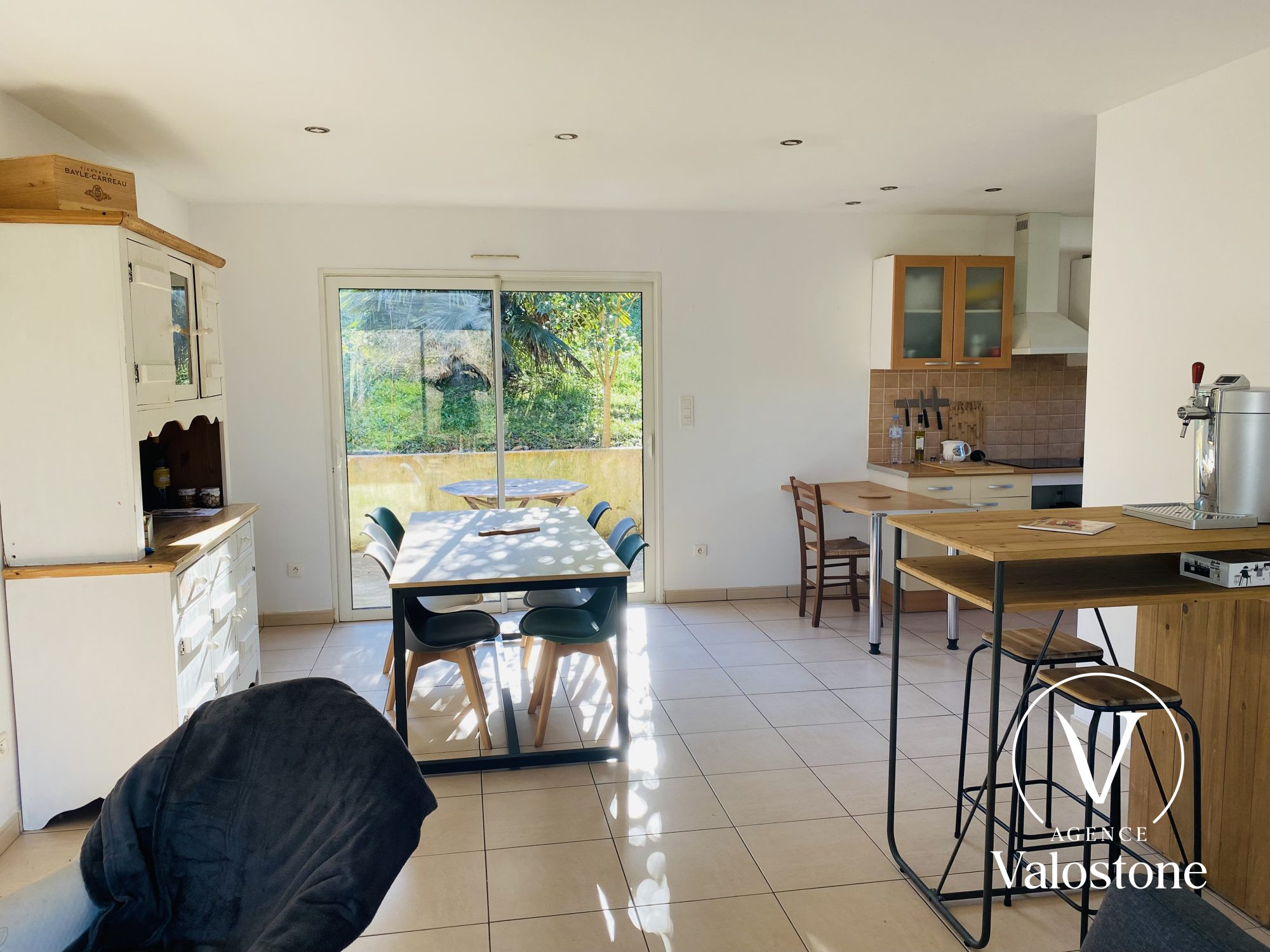 Agence immobilière de Valostone International