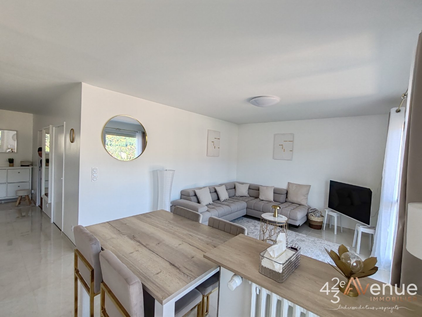 Agence immobilière de 42EME AVENUE