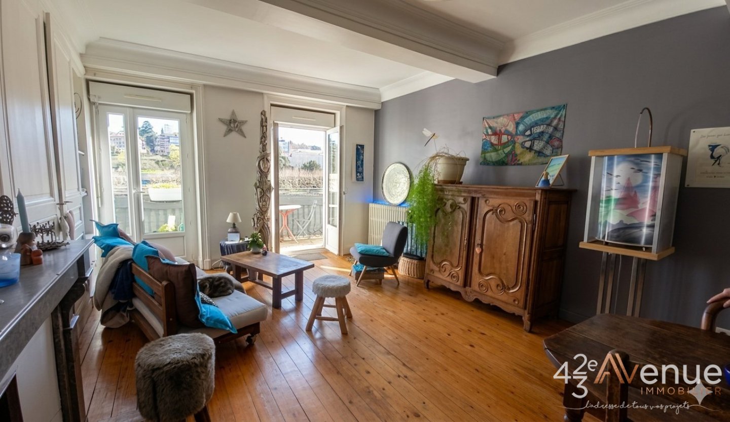 Agence immobilière de 42EME AVENUE