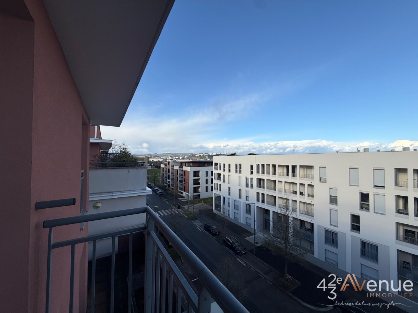 Agence immobilière de 42EME AVENUE