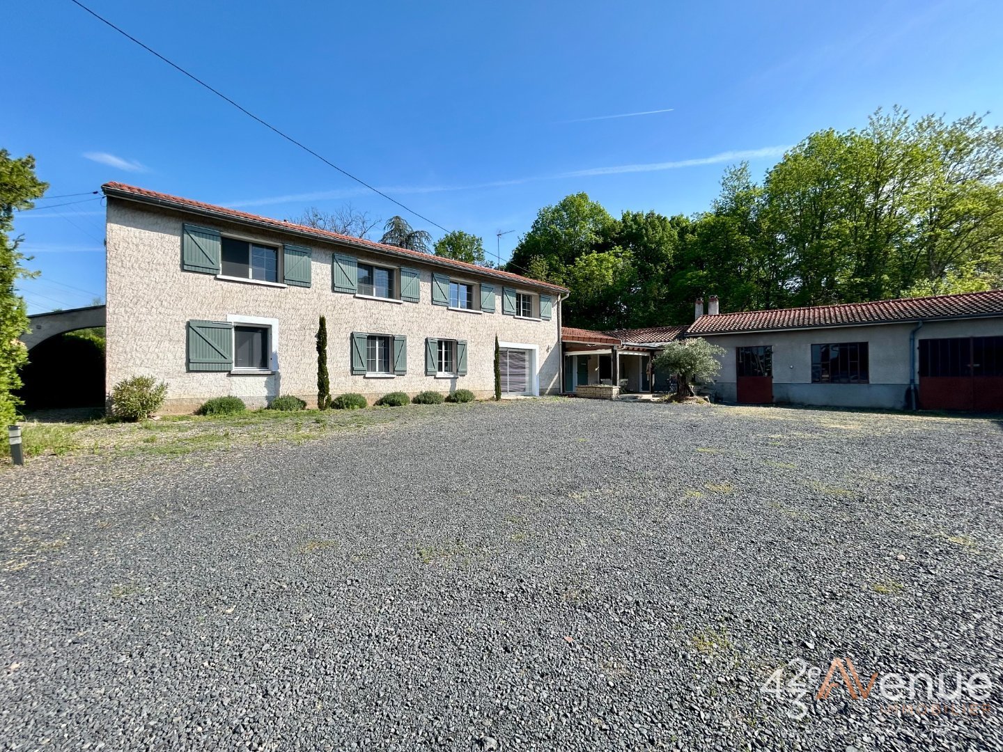 Agence immobilière de 42EME AVENUE