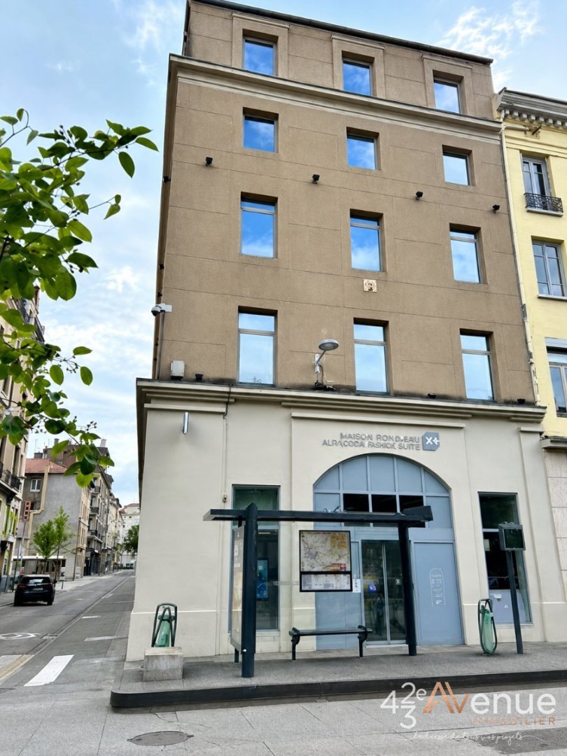 Agence immobilière de 42EME AVENUE