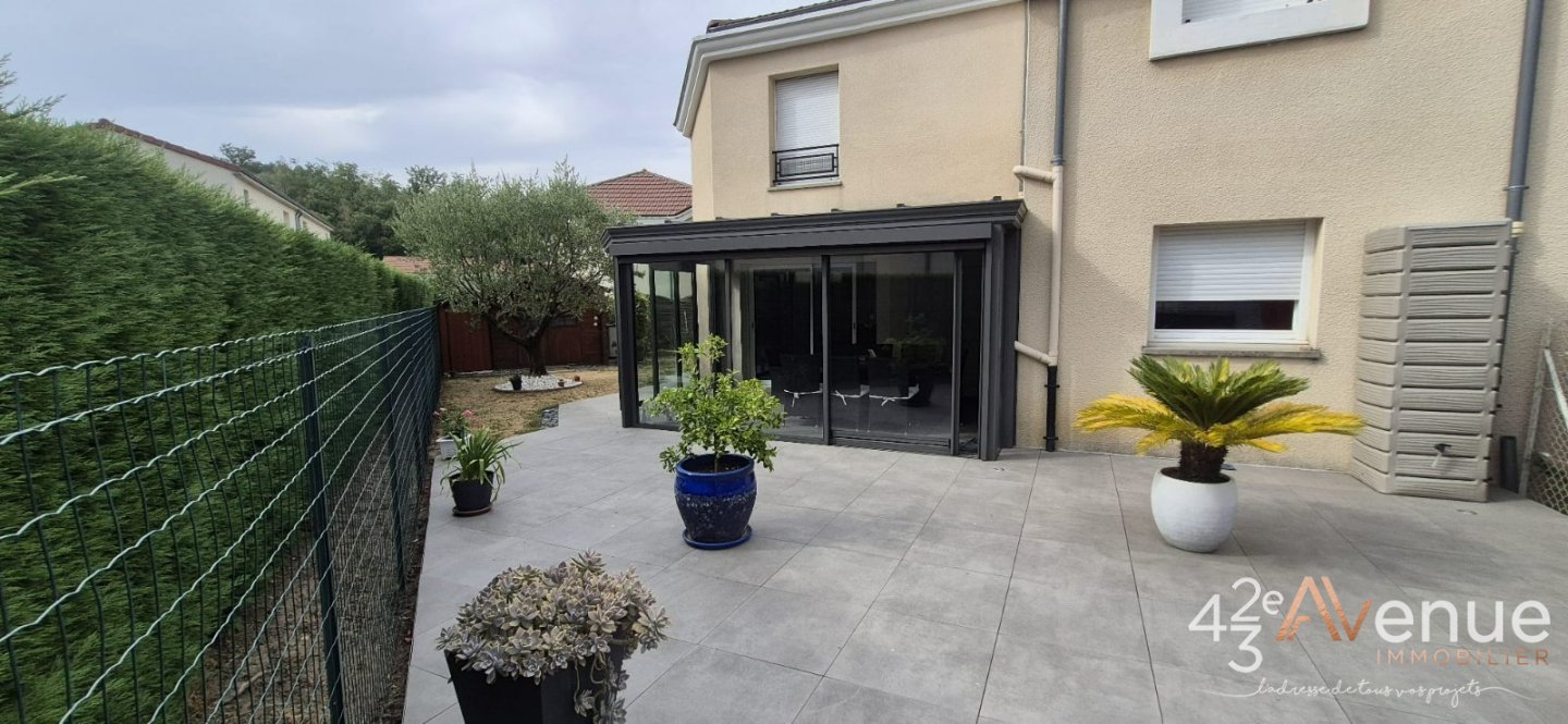 Agence immobilière de 42EME AVENUE