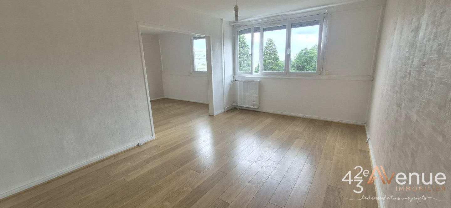 Agence immobilière de 42EME AVENUE