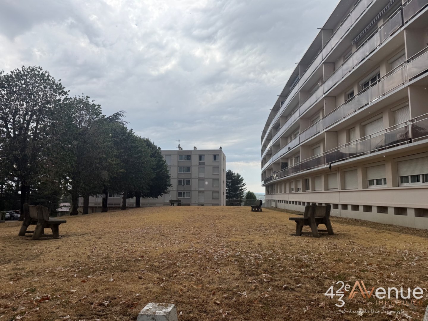 Agence immobilière de 42EME AVENUE