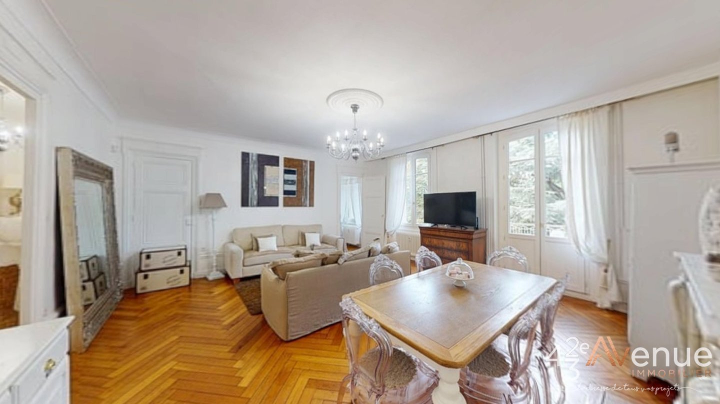 Agence immobilière de 42EME AVENUE