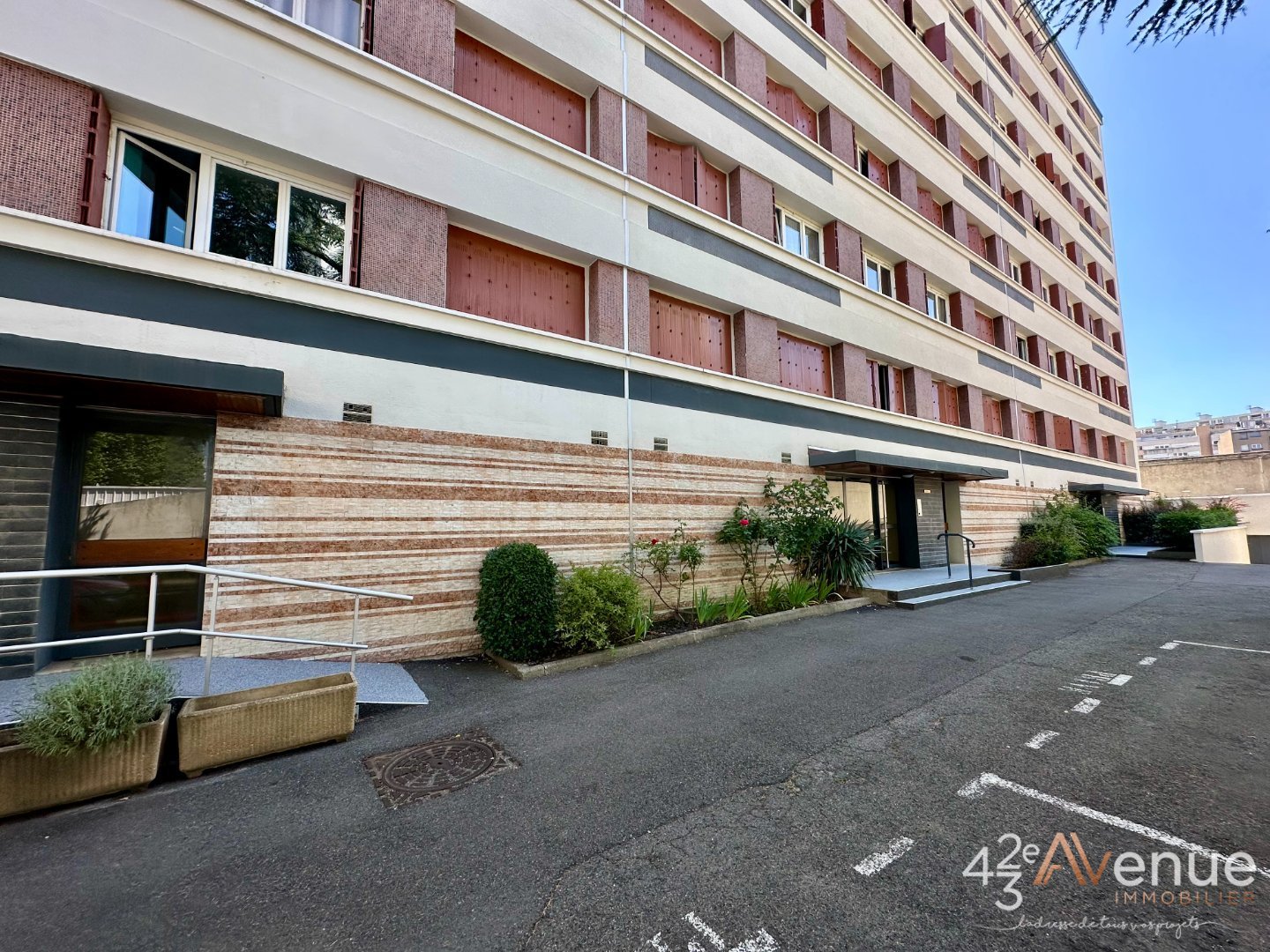 Agence immobilière de 42EME AVENUE IMMOBILIER