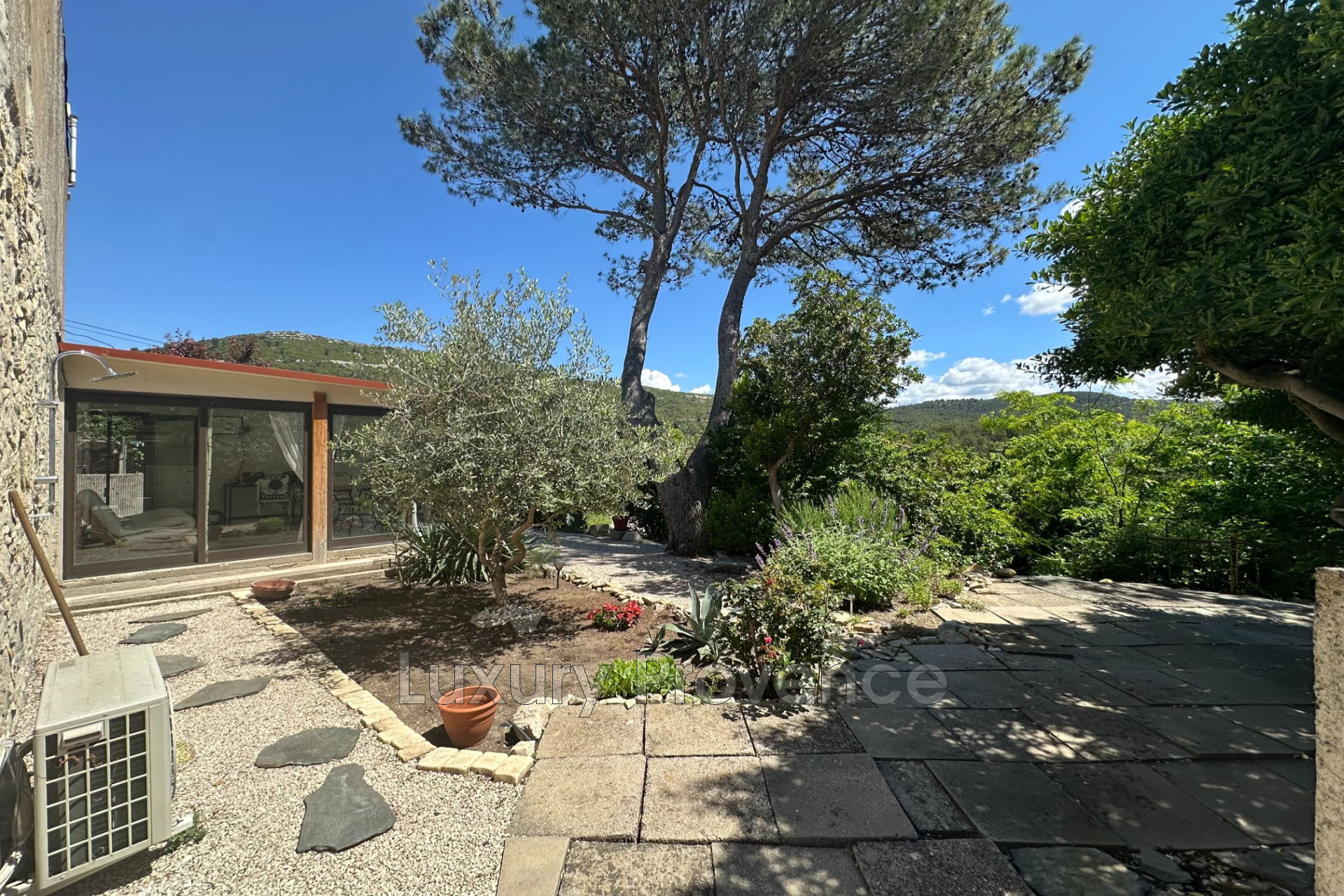Agence immobilière de LUXURY PROVENCE