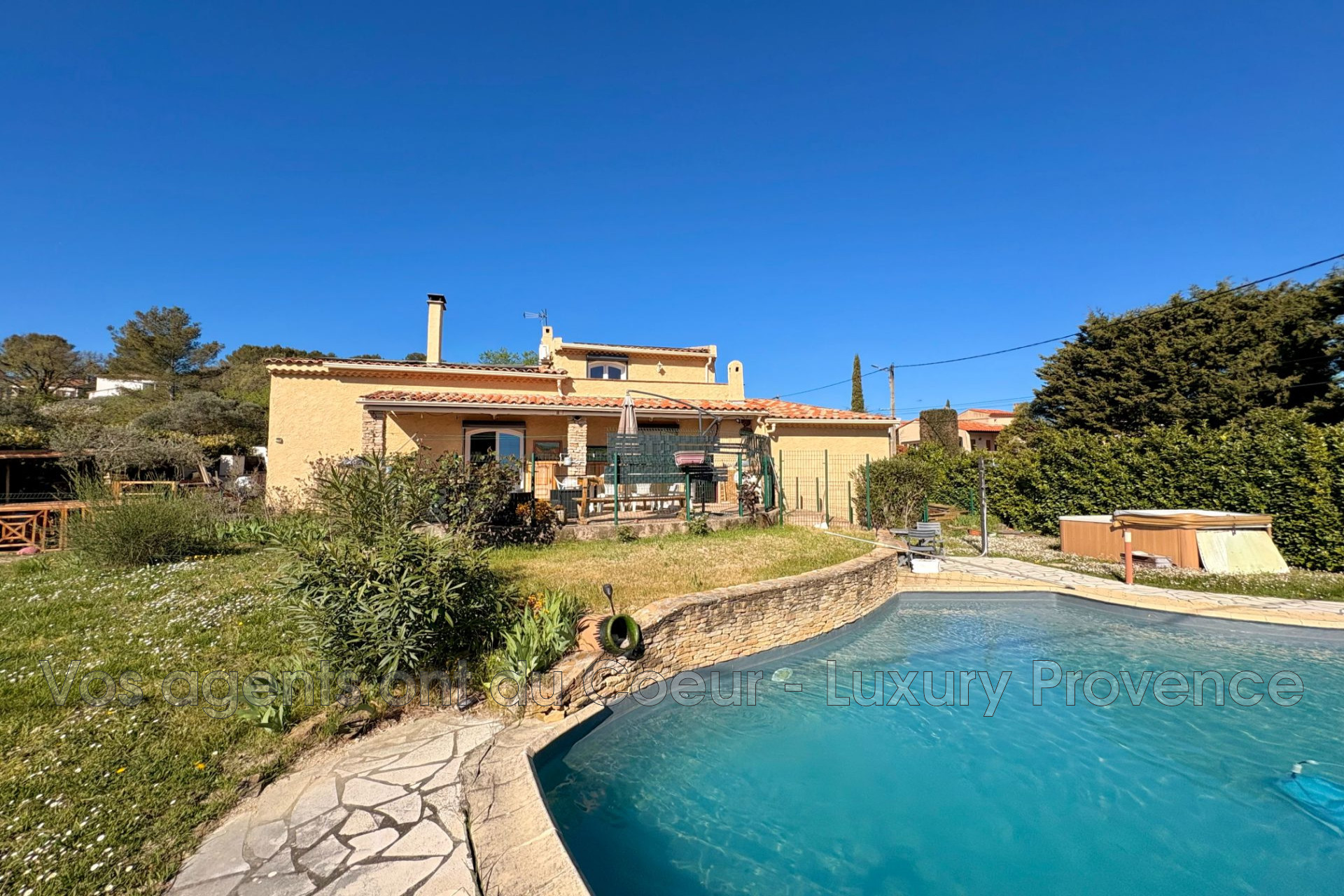 Agence immobilière de LUXURY PROVENCE
