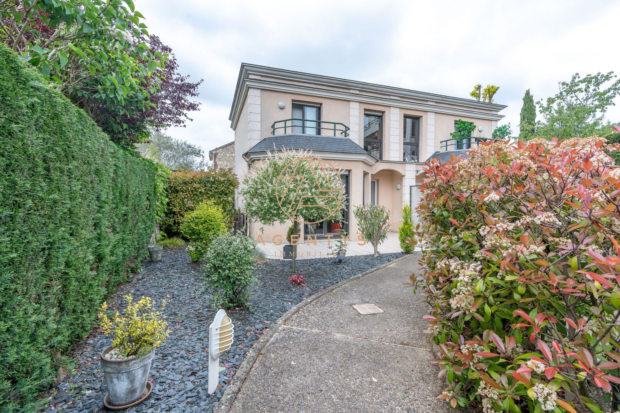 Agence immobilière de AGENTYS LE PERREUX