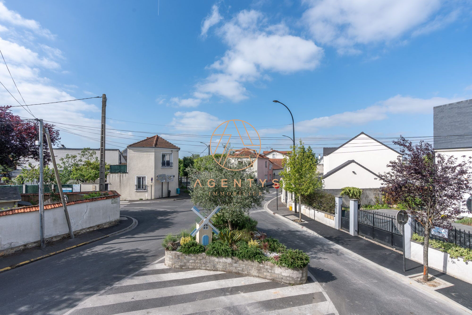 Agence immobilière de AGENTYS LE PERREUX