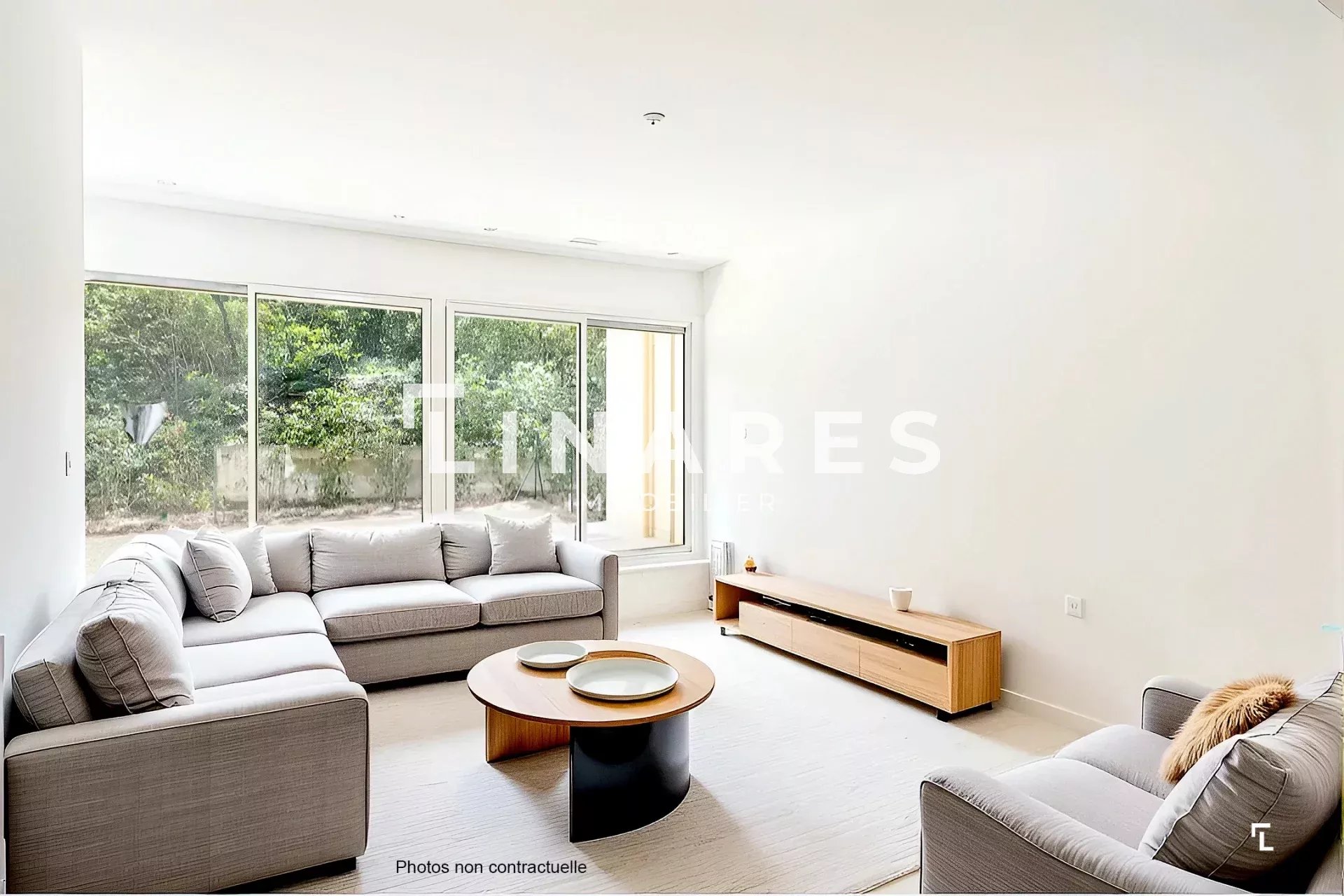 Agence immobilière de Jenna AMSELLLEM