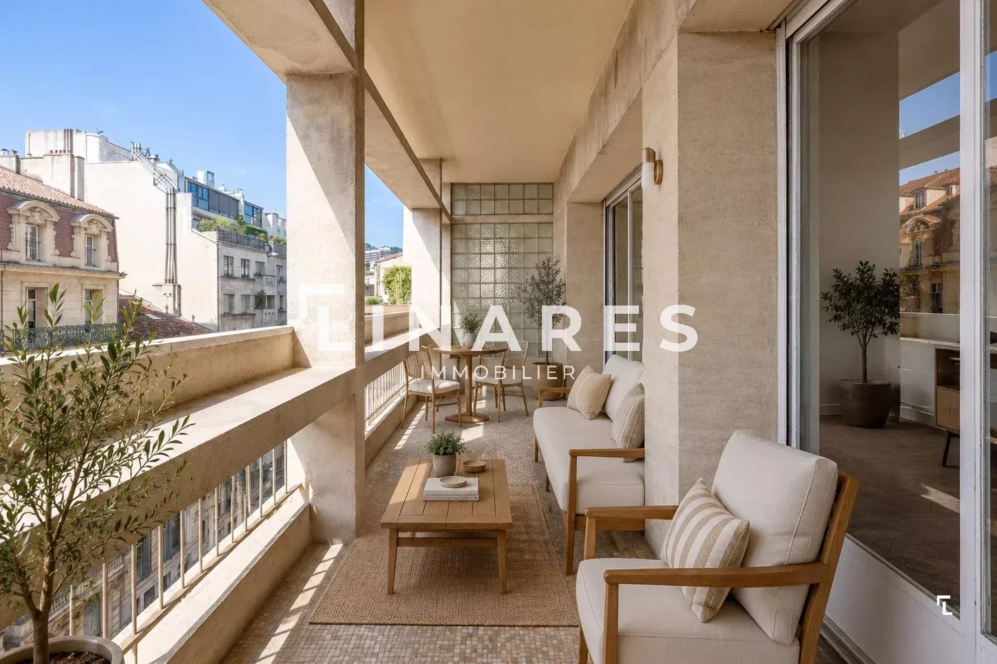 Agence immobilière de Jenna AMSELLLEM