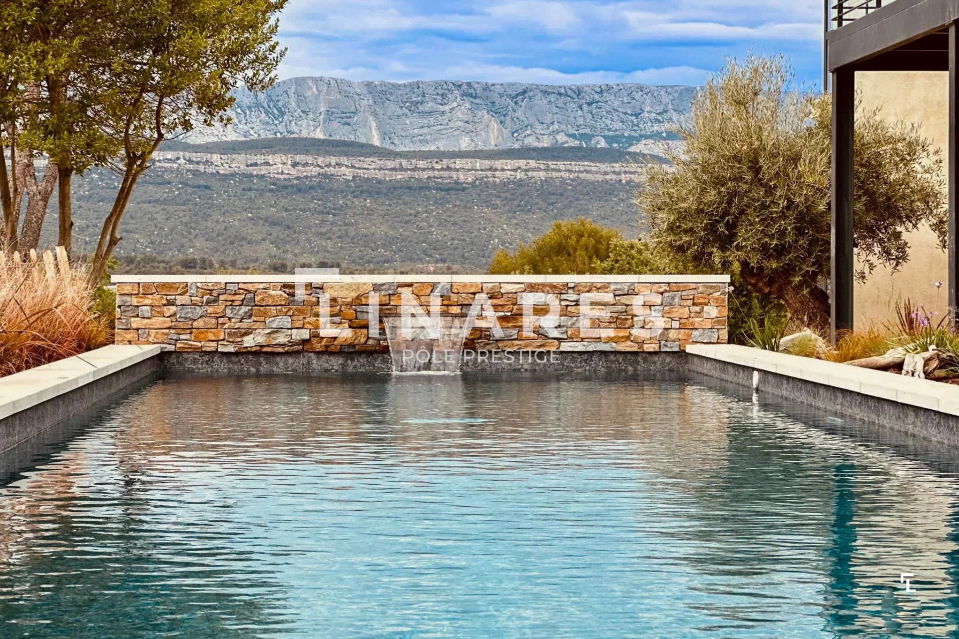 Agence immobilière de Jenna AMSELLLEM