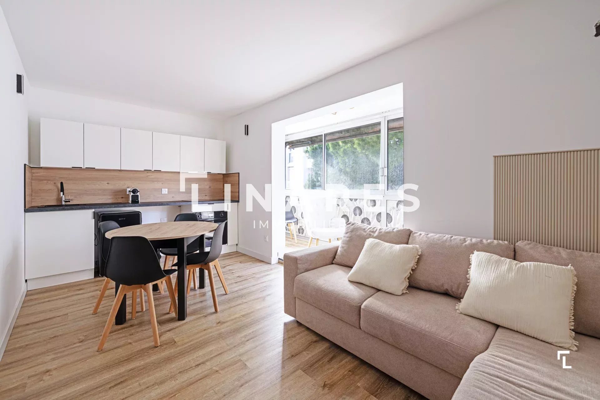 Agence immobilière de Jenna AMSELLLEM