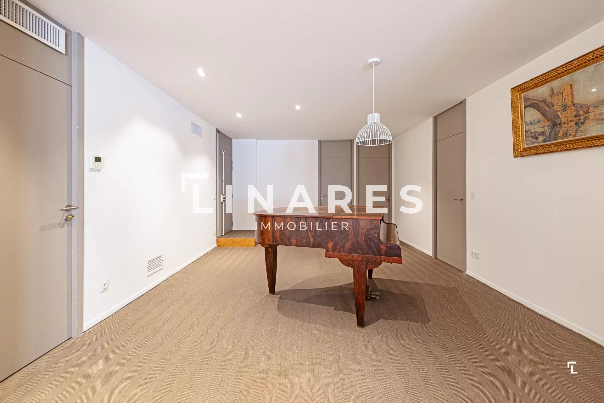 Agence immobilière de Jenna AMSELLLEM