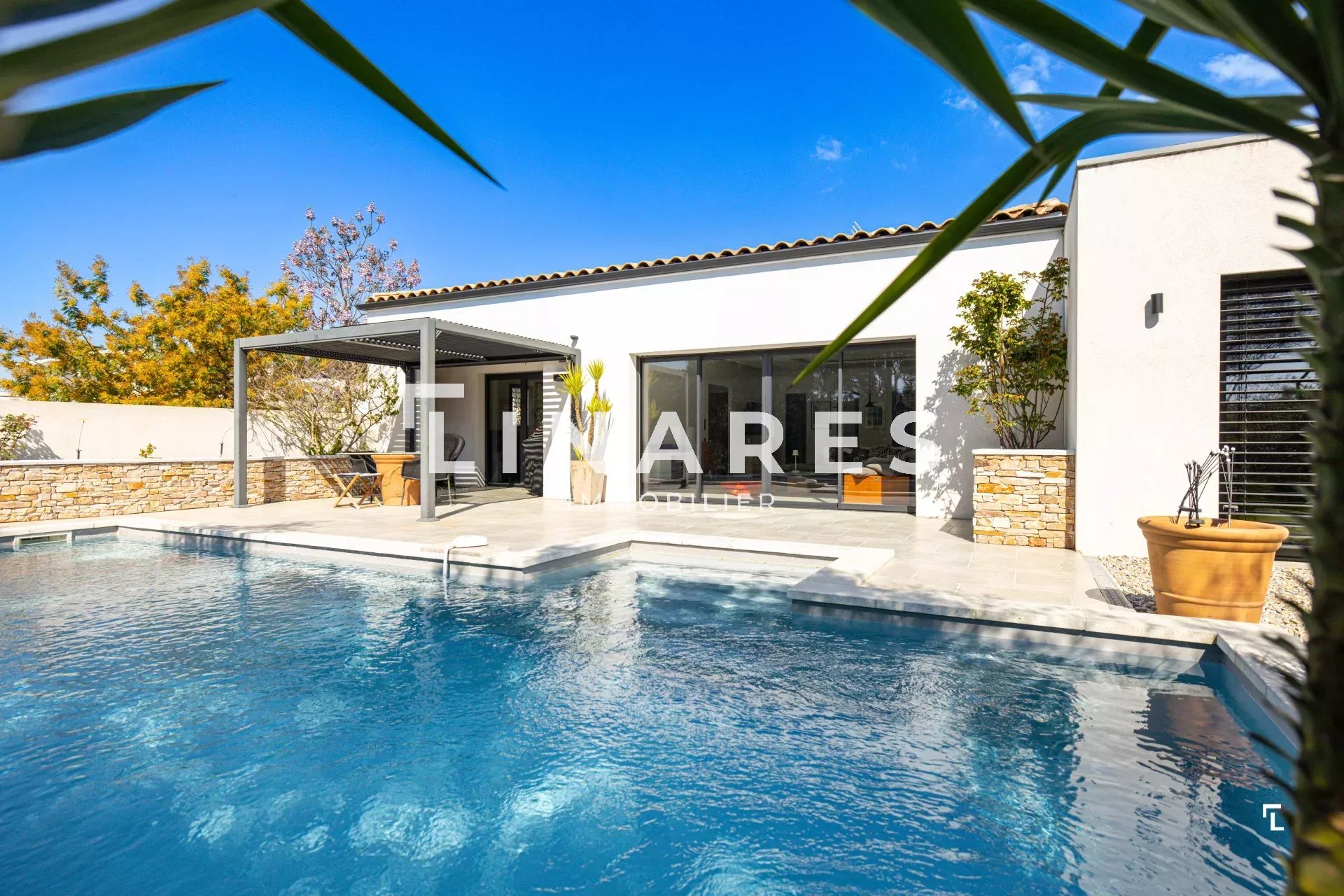 Agence immobilière de Jenna AMSELLLEM