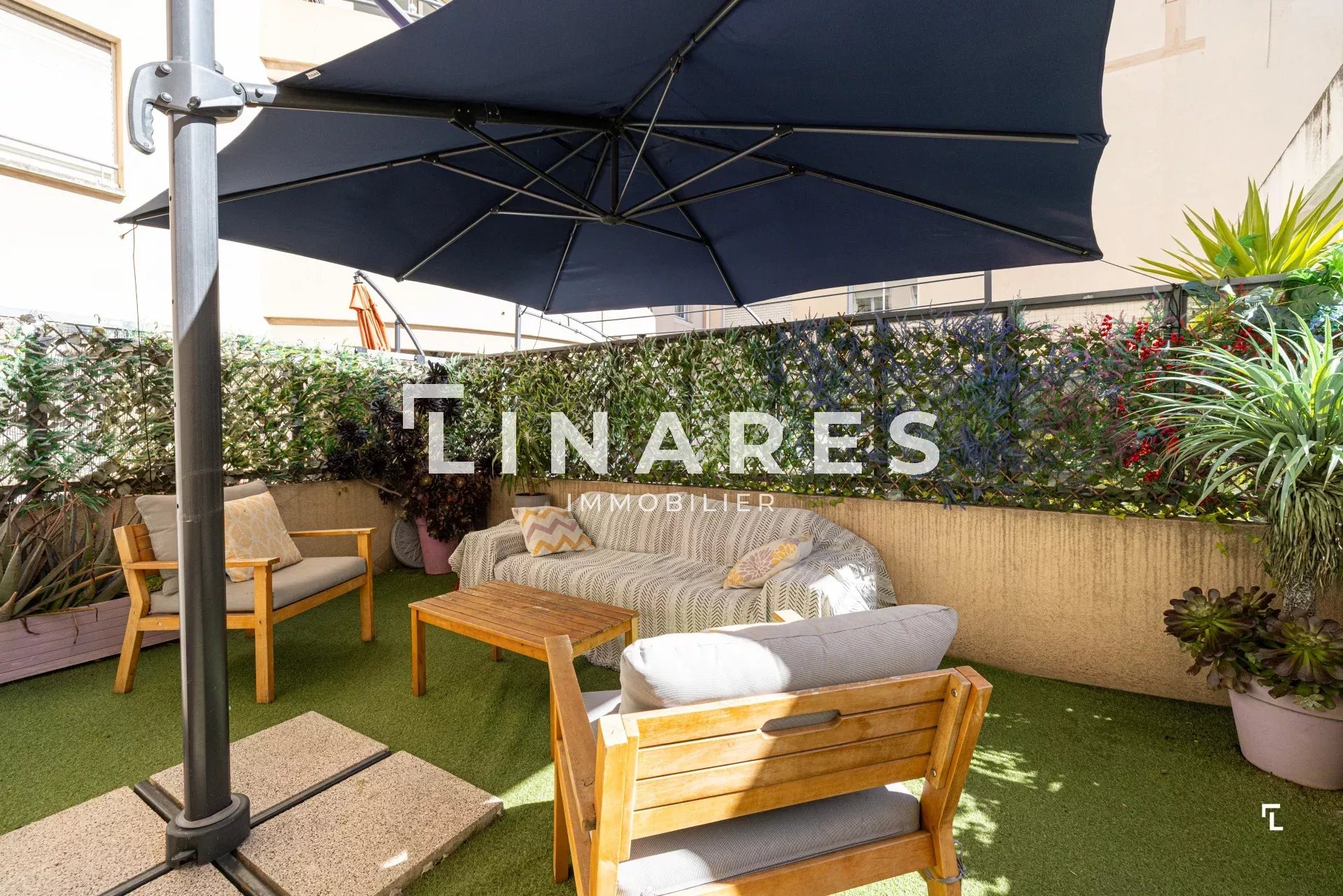 Agence immobilière de Jenna AMSELLLEM