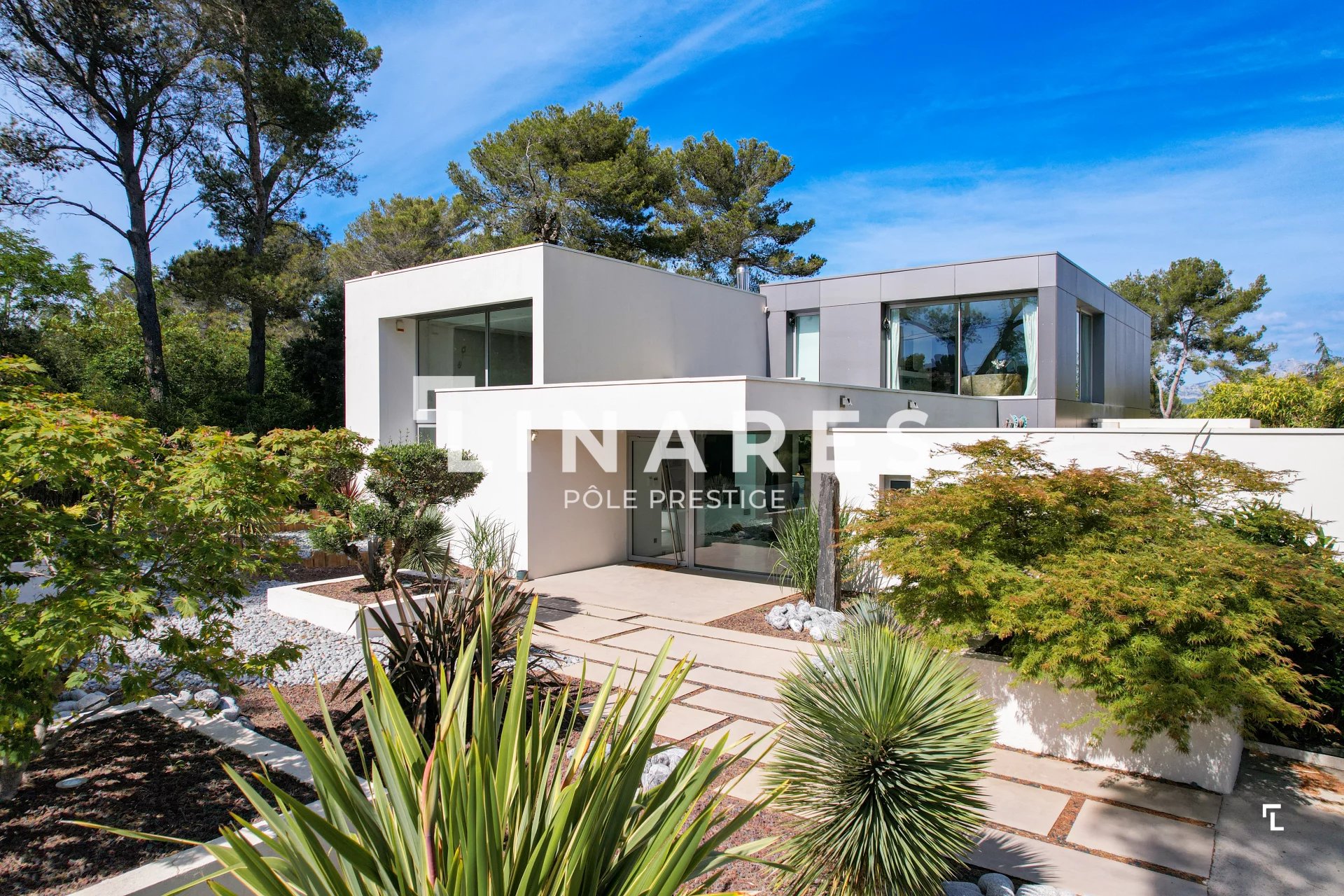 Agence immobilière de Jenna AMSELLLEM