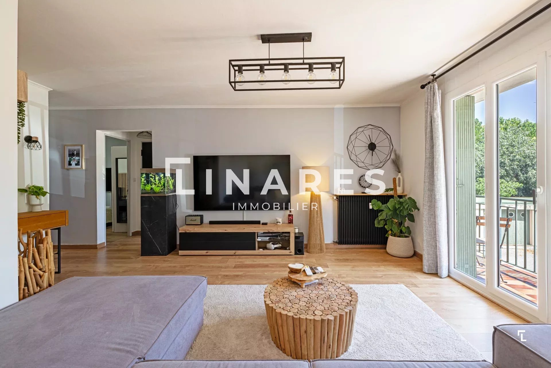 Agence immobilière de Jenna AMSELLLEM