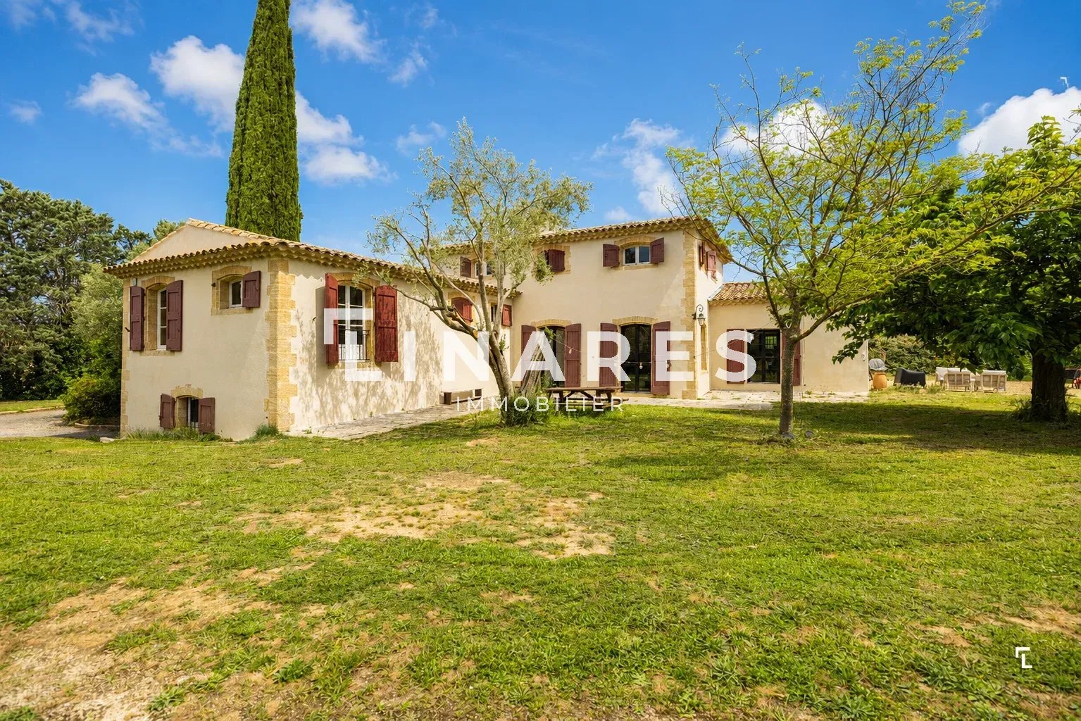 Agence immobilière de Jenna AMSELLLEM