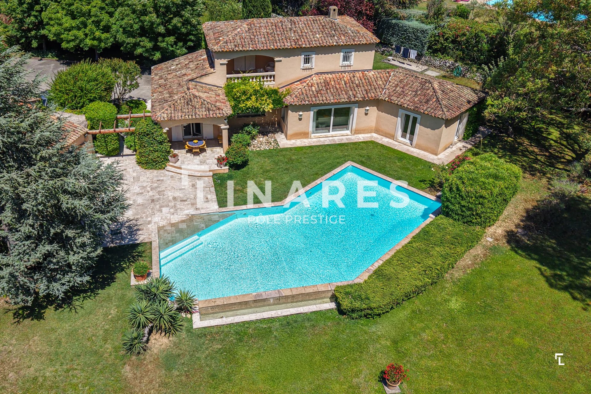 Agence immobilière de Jenna AMSELLLEM