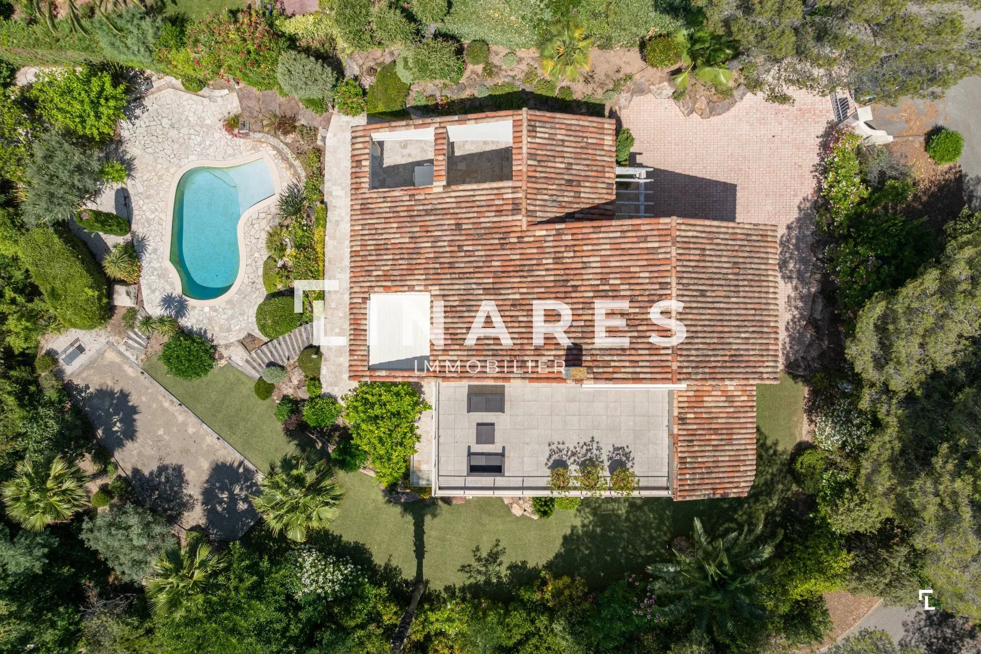 Agence immobilière de Jenna AMSELLLEM