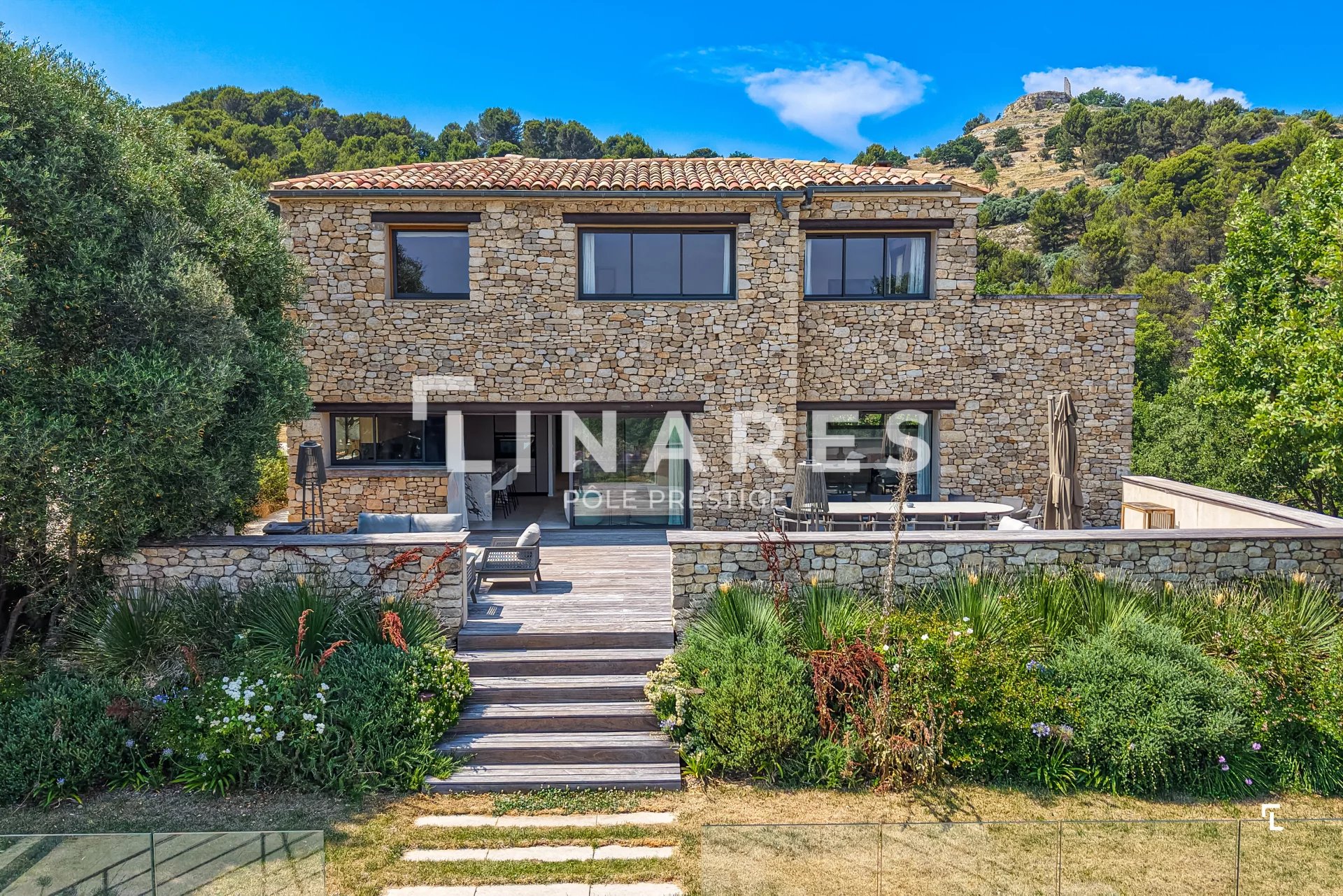 Agence immobilière de Jenna AMSELLLEM