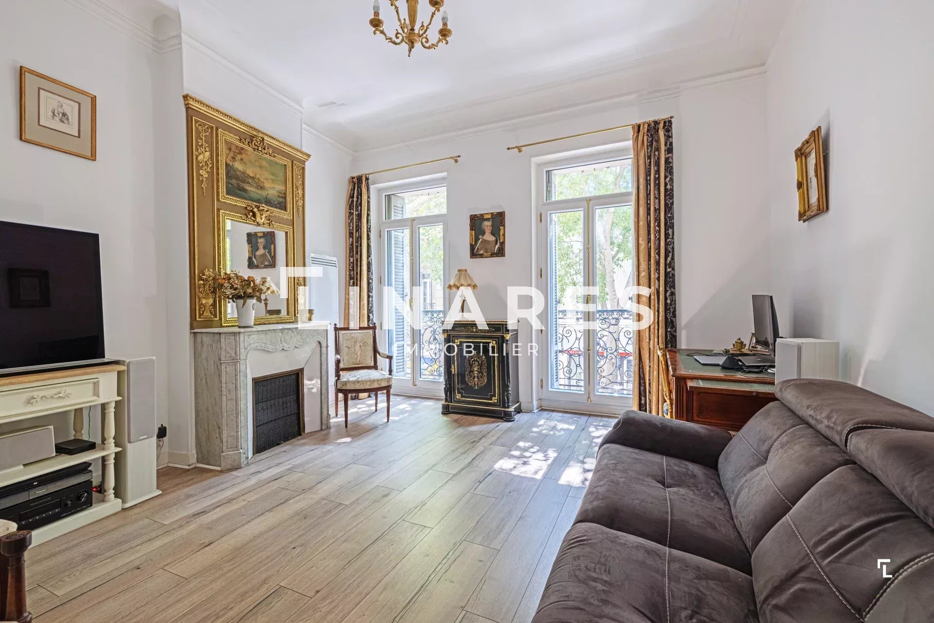 Agence immobilière de Jenna AMSELLLEM