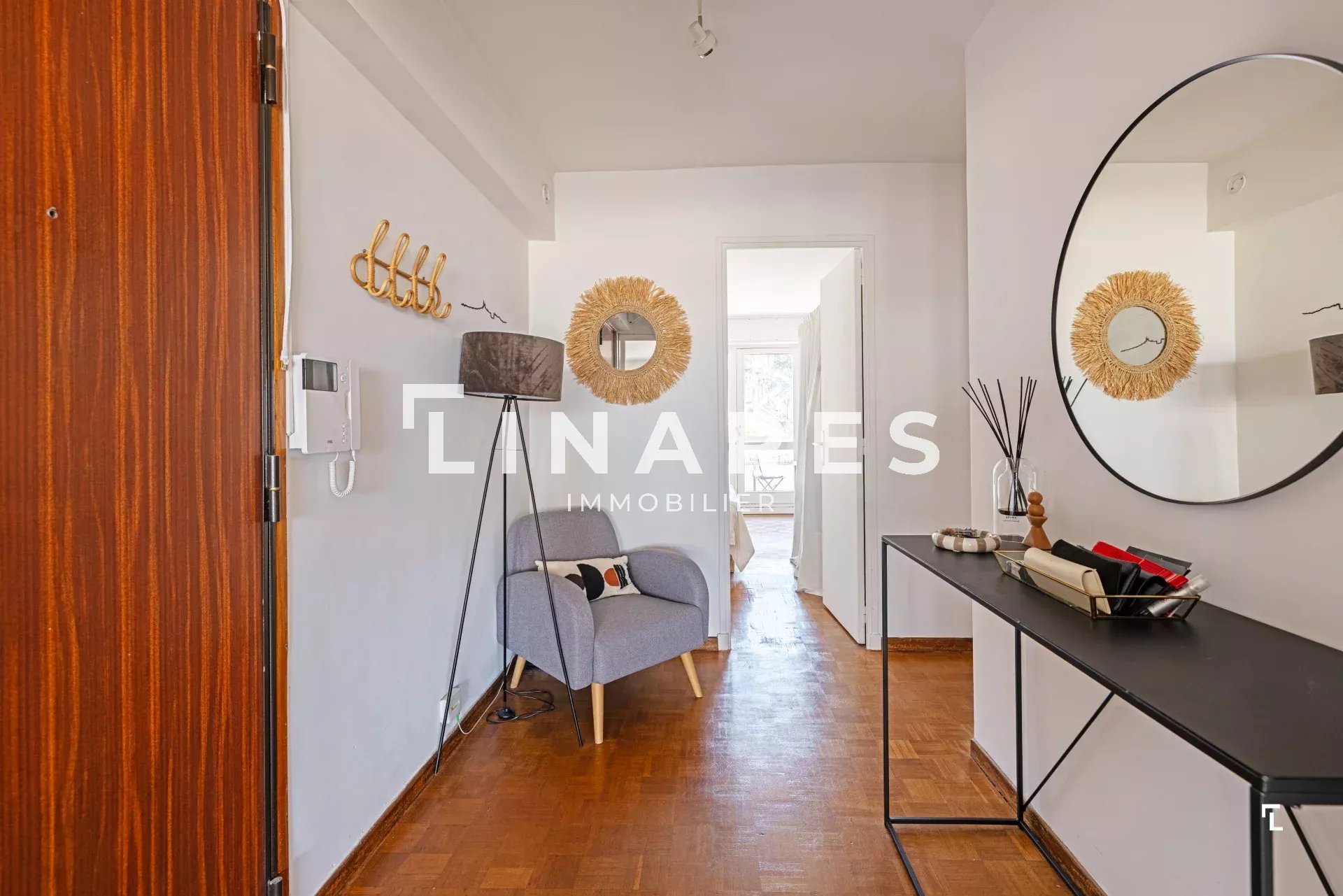 Agence immobilière de Jenna AMSELLLEM