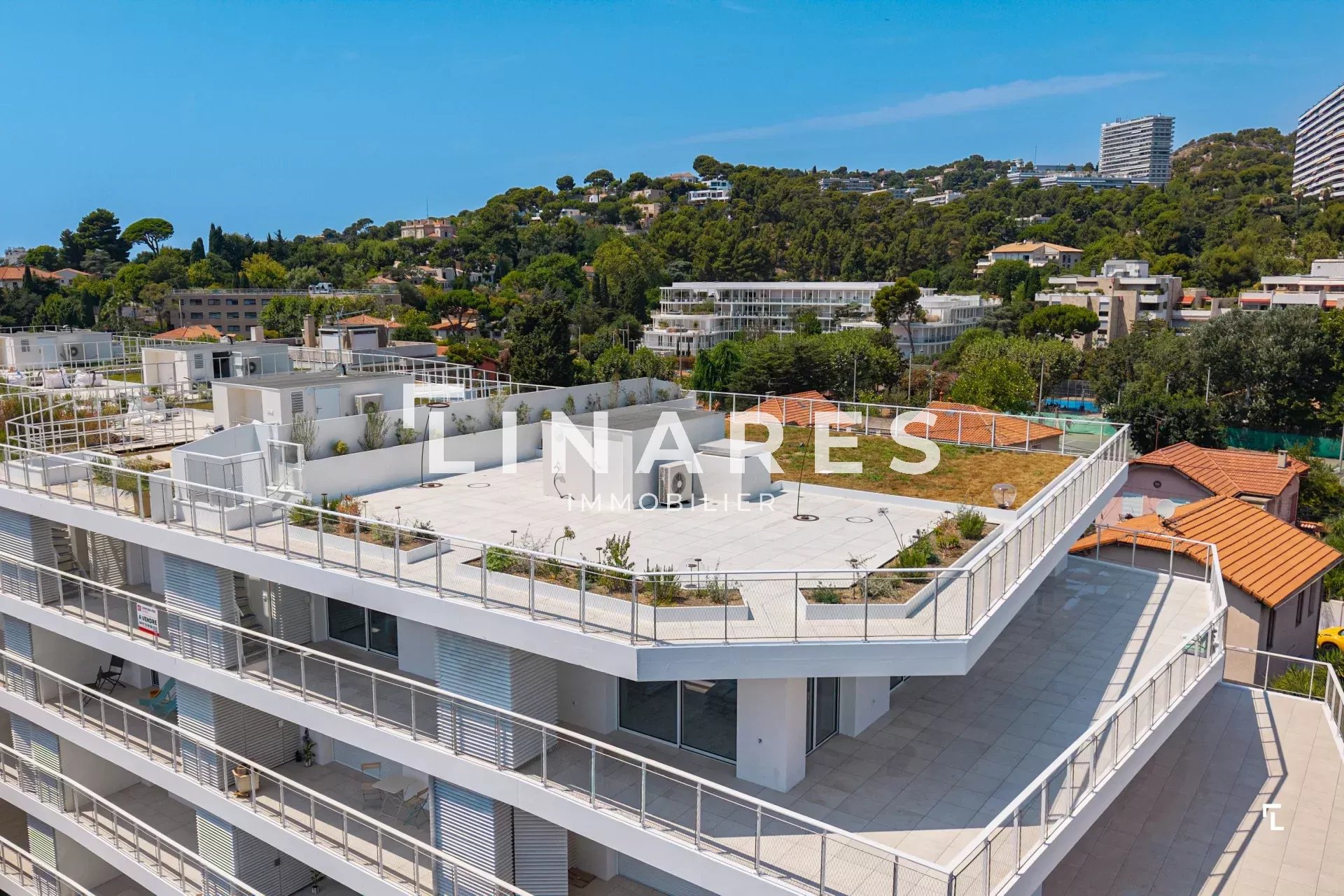Agence immobilière de Jenna AMSELLLEM
