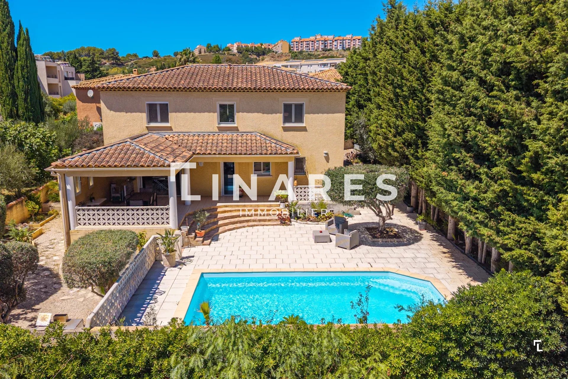 Agence immobilière de Jenna AMSELLLEM