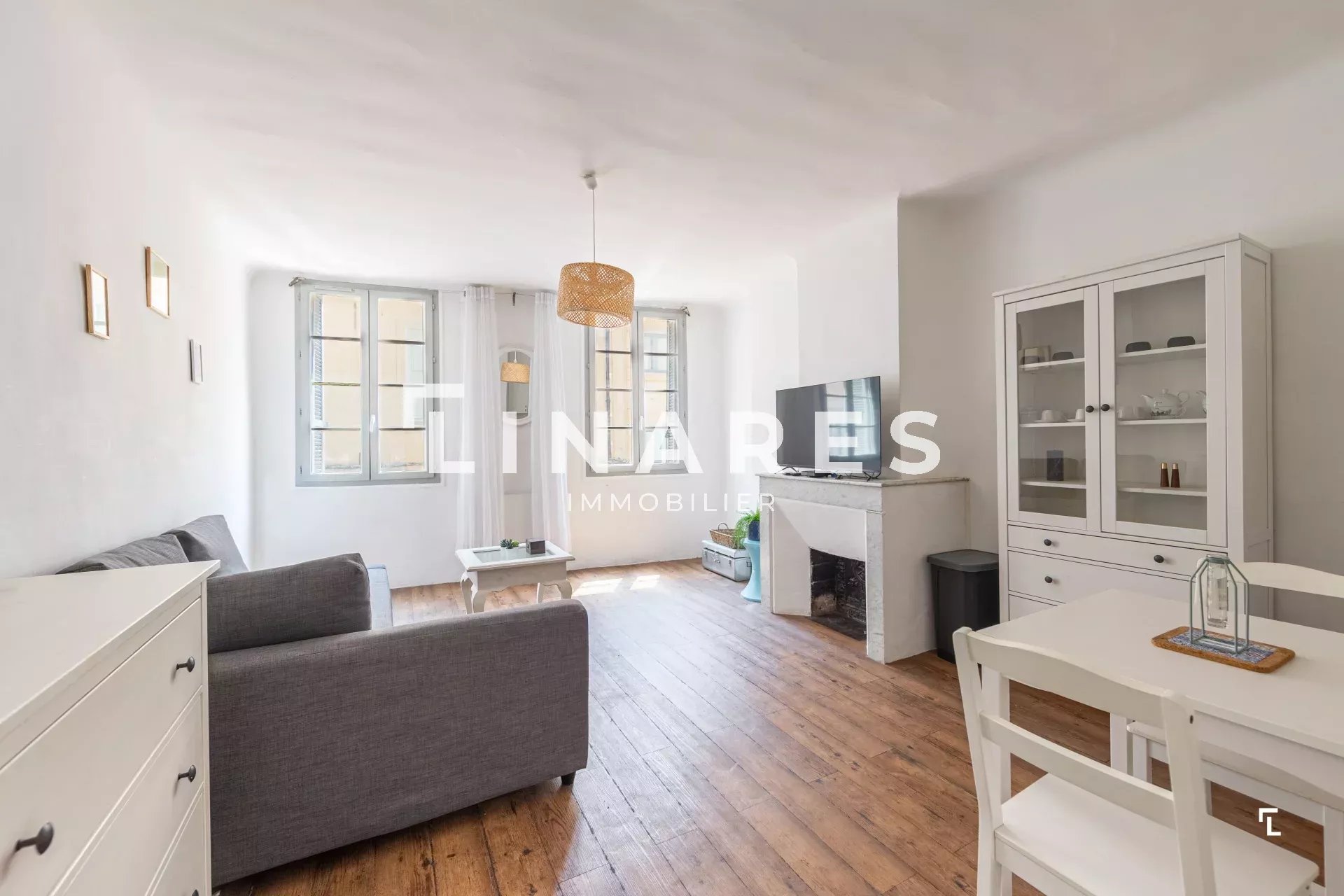 Agence immobilière de Jenna AMSELLLEM