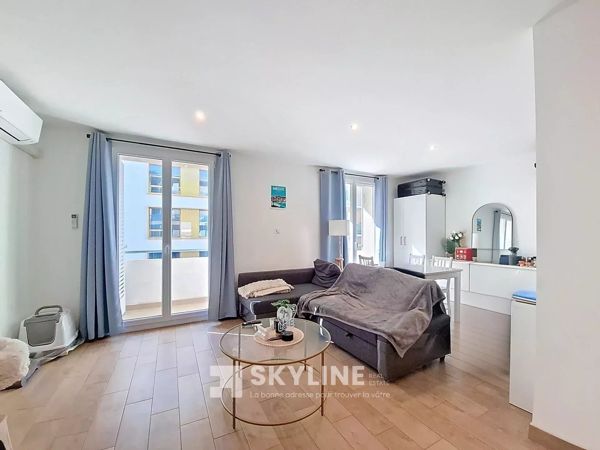 Agence immobilière de Oksana AGADADASHEVA