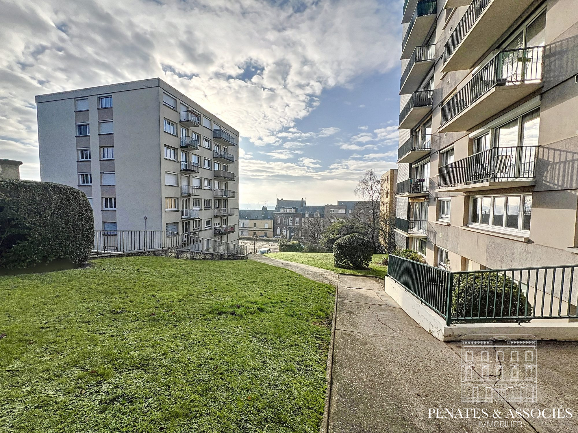 Agence immobilière de Pénates & Associés