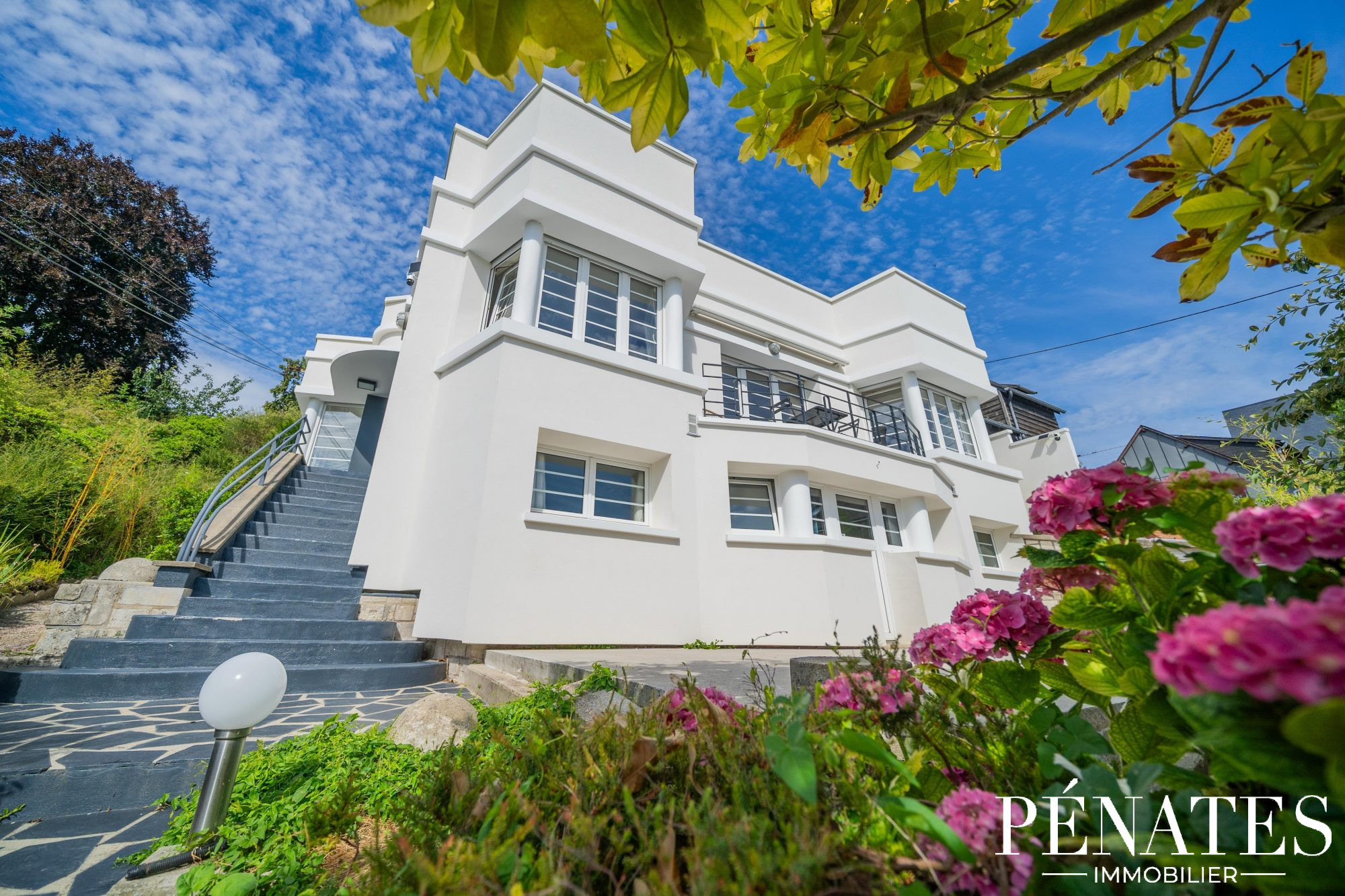 Agence immobilière de Pénates & Associés