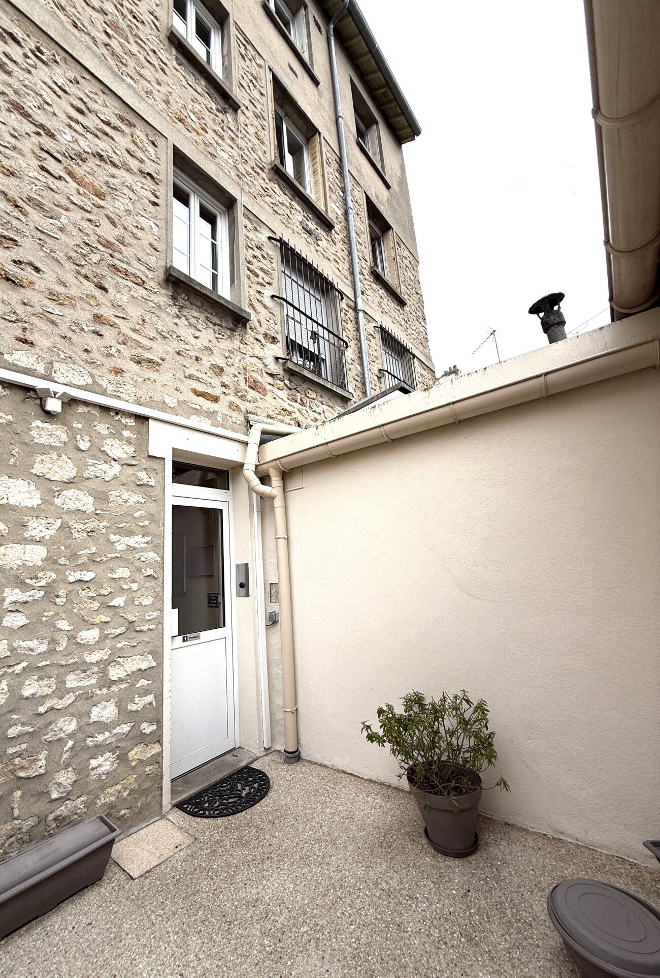 Agence immobilière de BENABDALLAH Zina