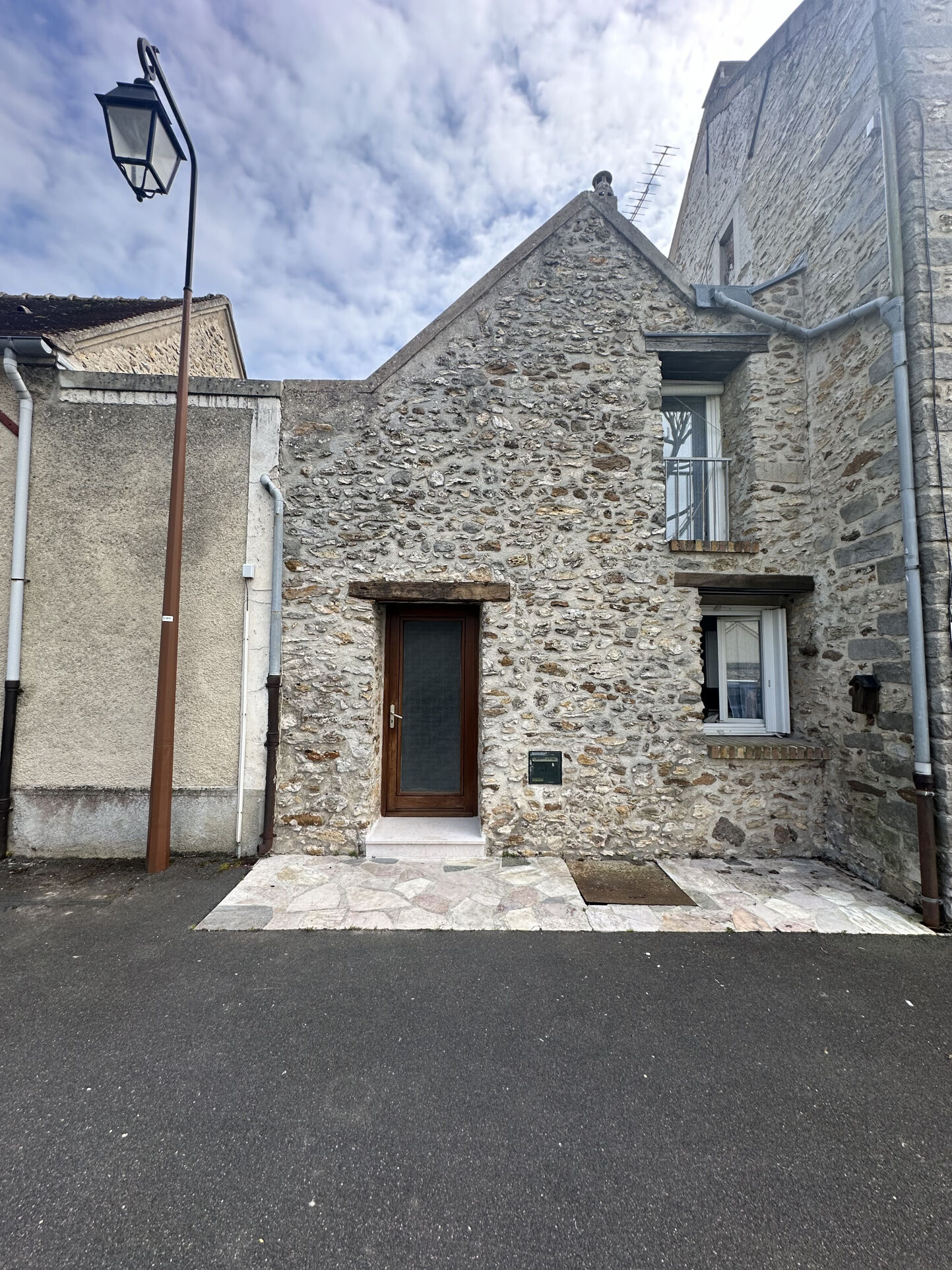Agence immobilière de BENABDALLAH Zina