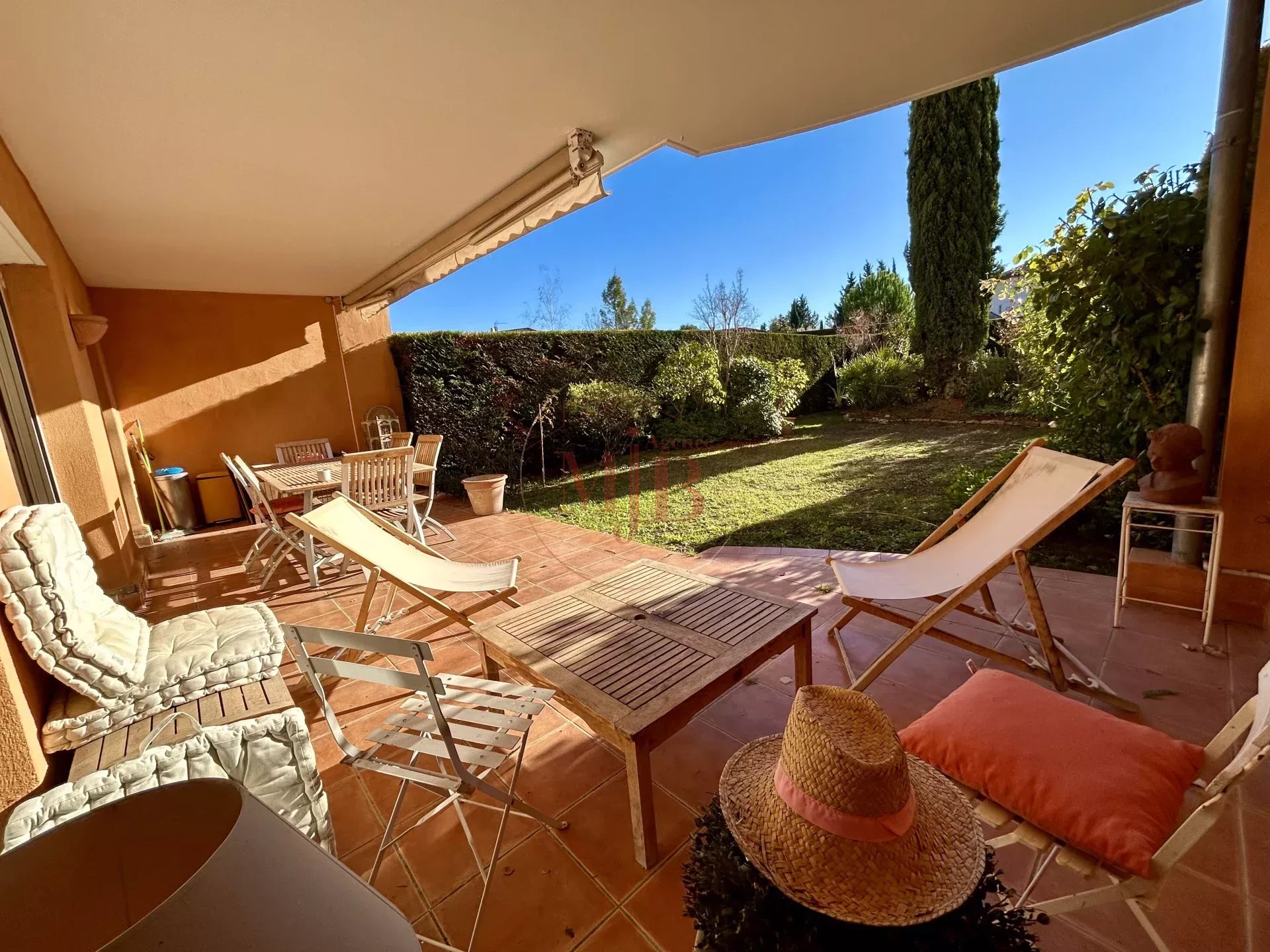 Agence immobilière de AGENCE MJB