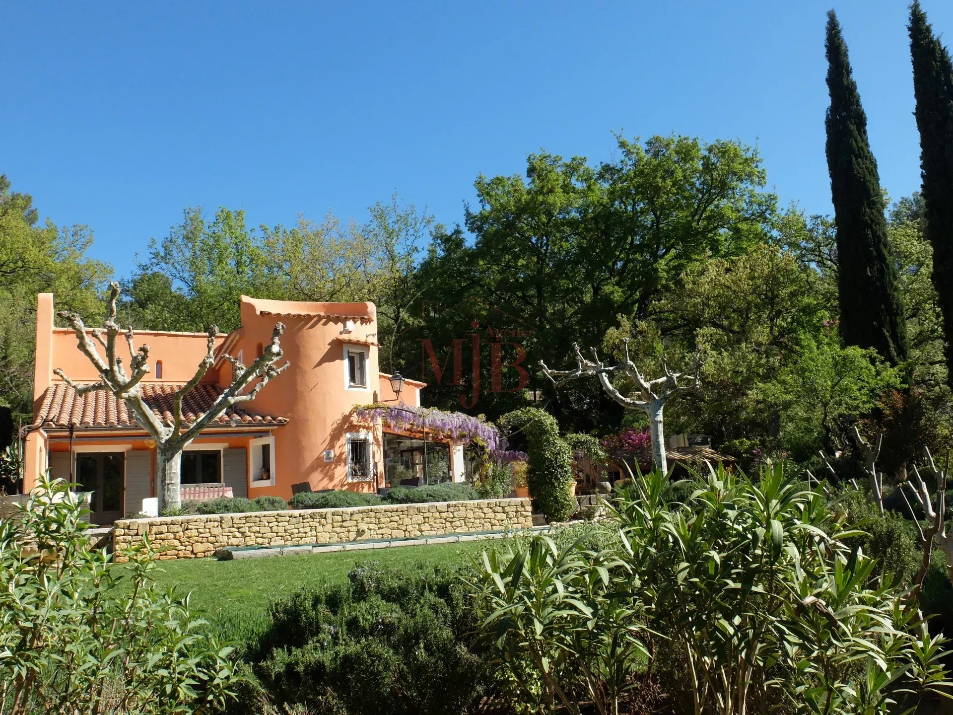 Agence immobilière de AGENCE MJB