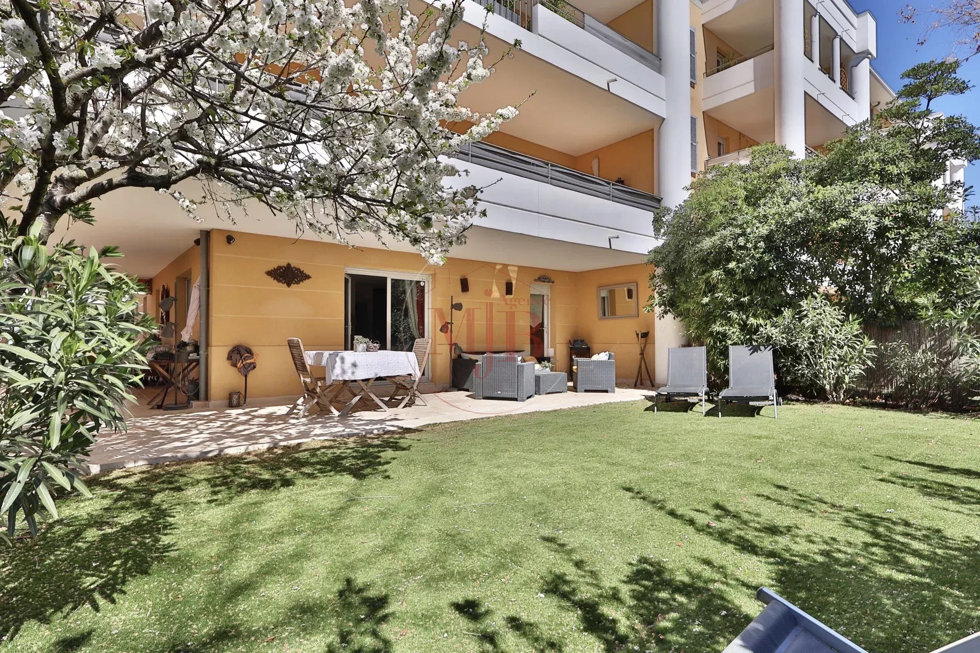 Agence immobilière de AGENCE MJB