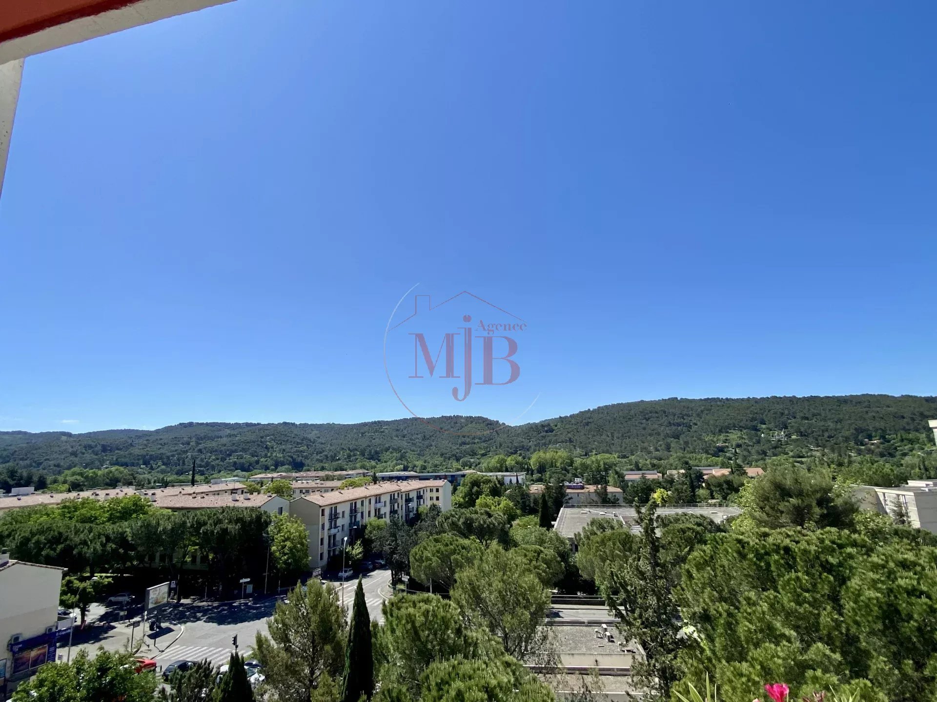 Agence immobilière de AGENCE MJB
