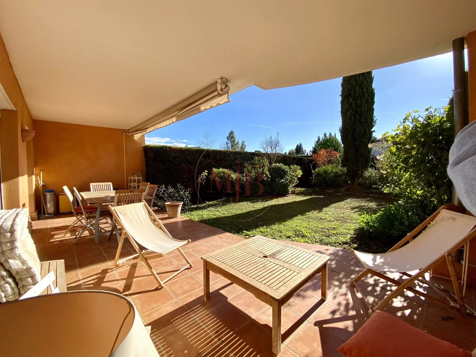 Agence immobilière de AGENCE MJB